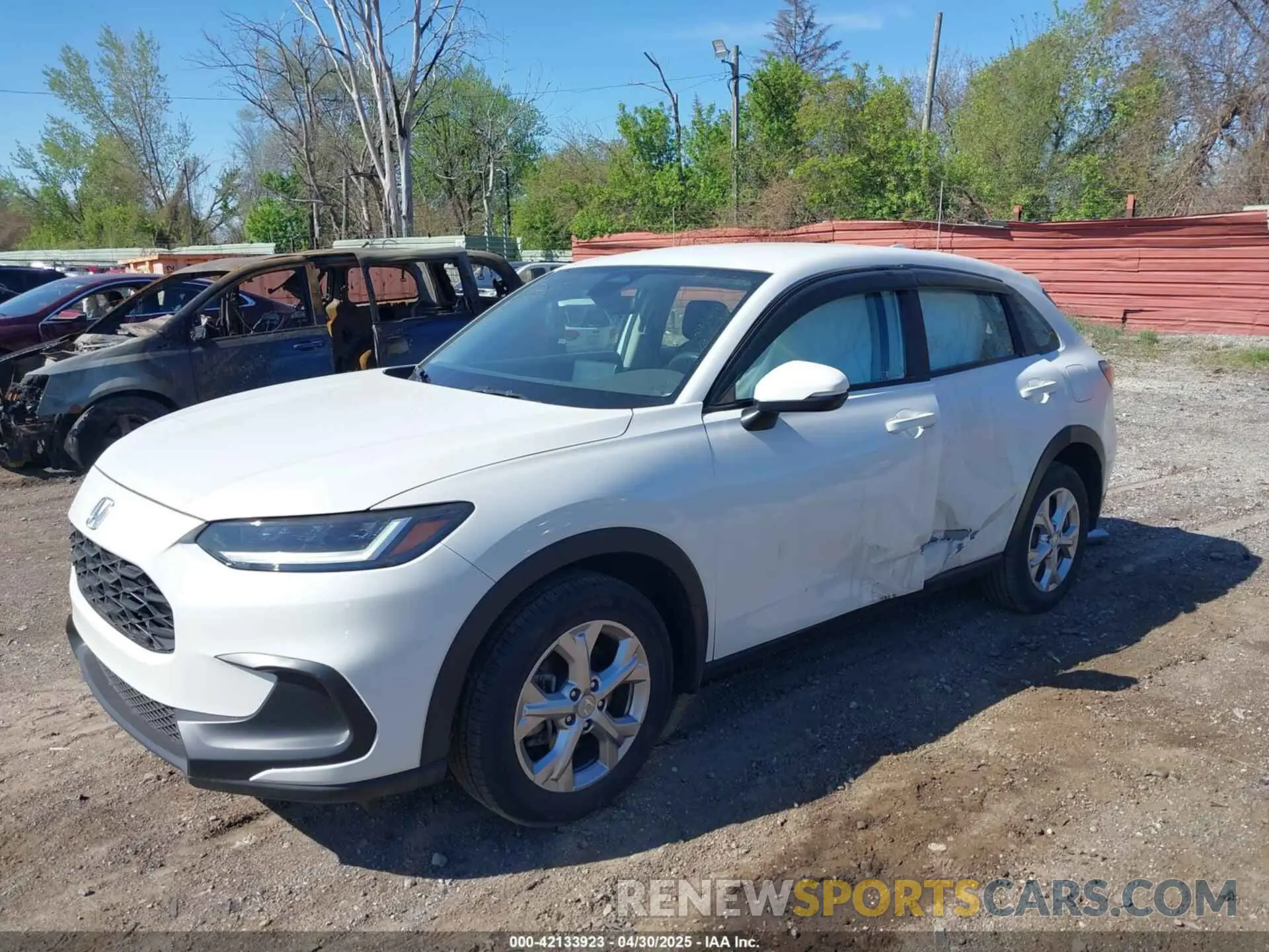2 Photograph of a damaged car 3CZRZ2H34RM712345 HONDA HR-V 2024