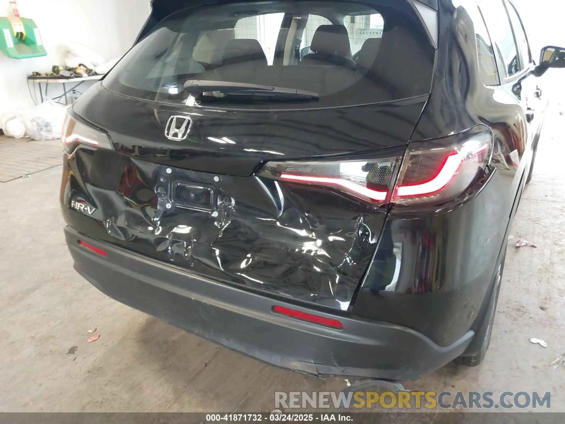 6 Photograph of a damaged car 3CZRZ2H34RM713799 HONDA HR-V 2024