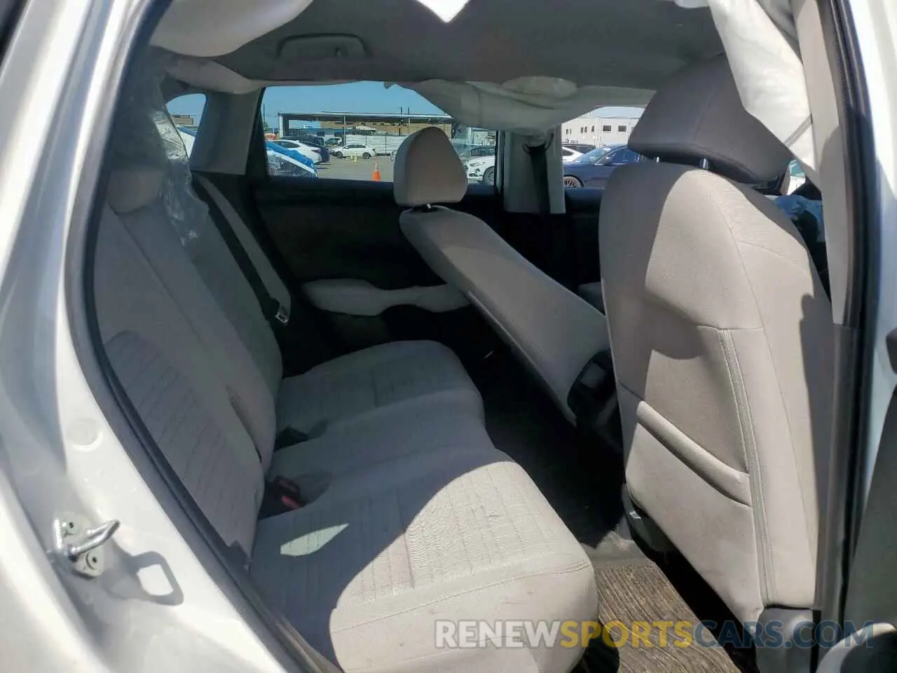 11 Photograph of a damaged car 3CZRZ2H35RM737898 HONDA HR-V 2024