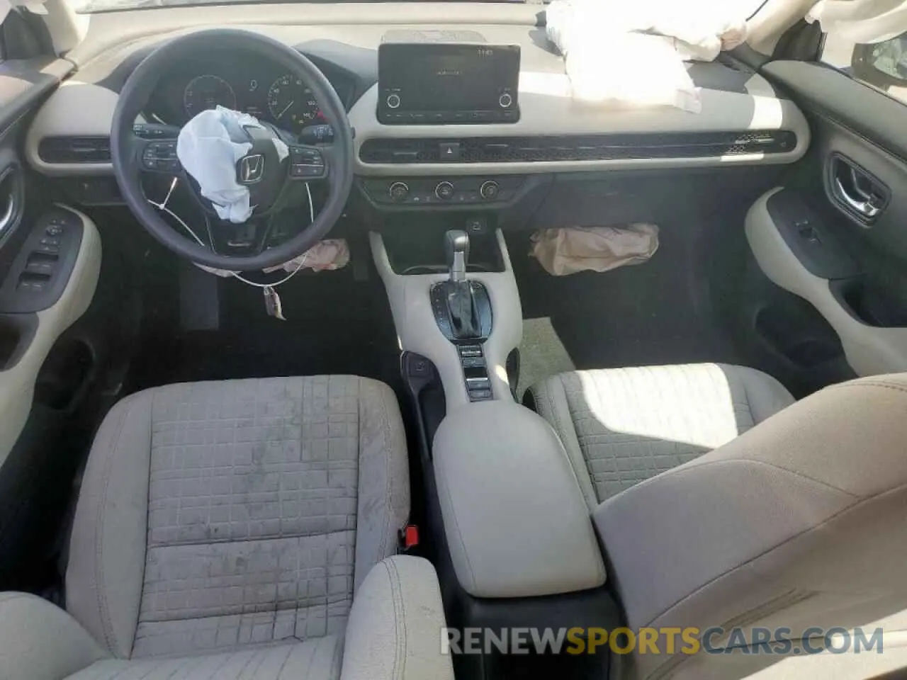 8 Photograph of a damaged car 3CZRZ2H35RM737898 HONDA HR-V 2024