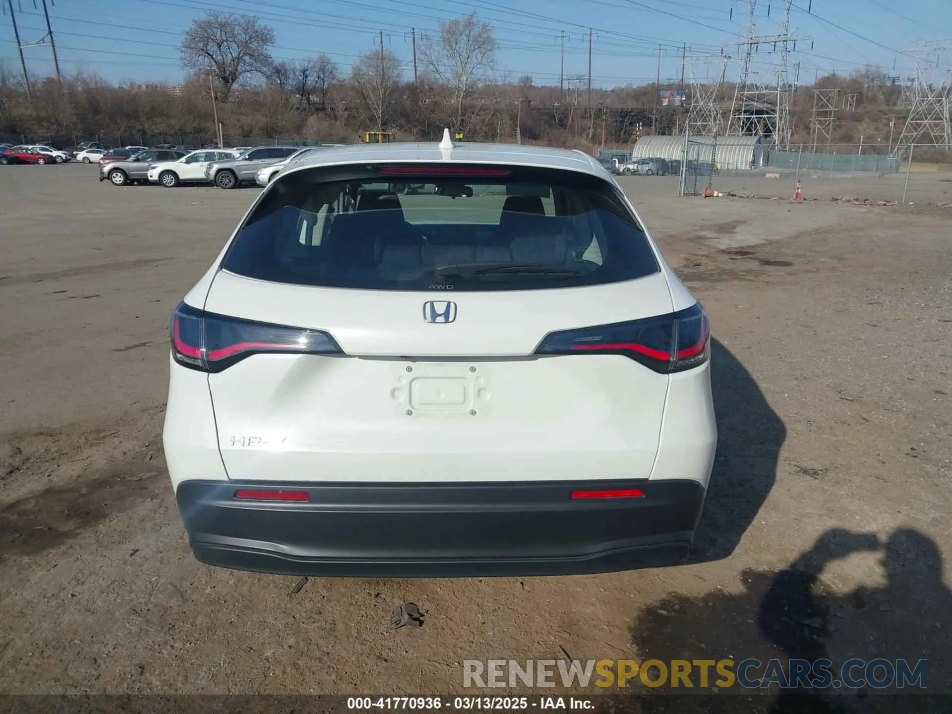 16 Photograph of a damaged car 3CZRZ2H36RM725419 HONDA HR-V 2024