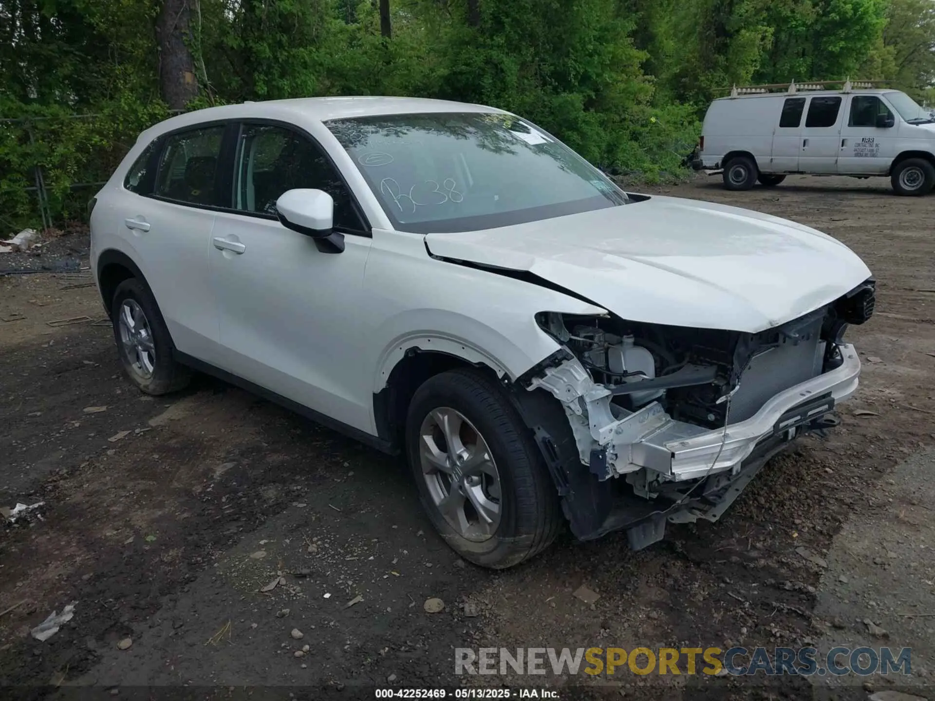 1 Photograph of a damaged car 3CZRZ2H36RM759084 HONDA HR-V 2024