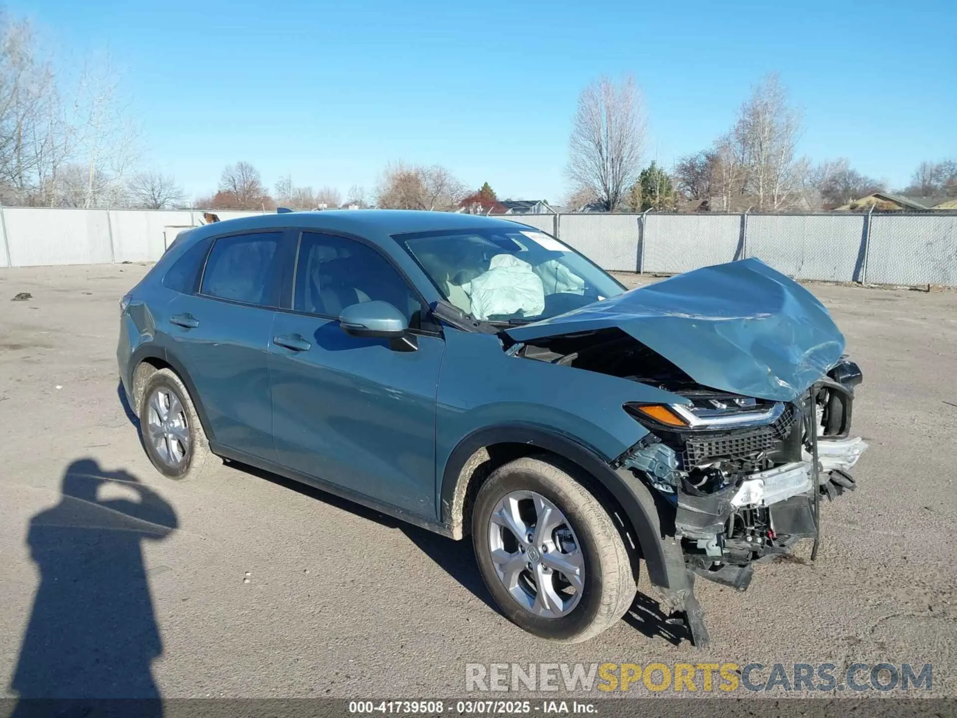 1 Photograph of a damaged car 3CZRZ2H37RM783975 HONDA HR-V 2024