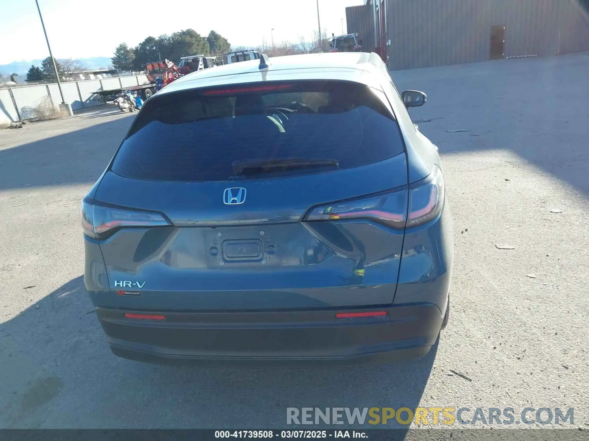 16 Photograph of a damaged car 3CZRZ2H37RM783975 HONDA HR-V 2024