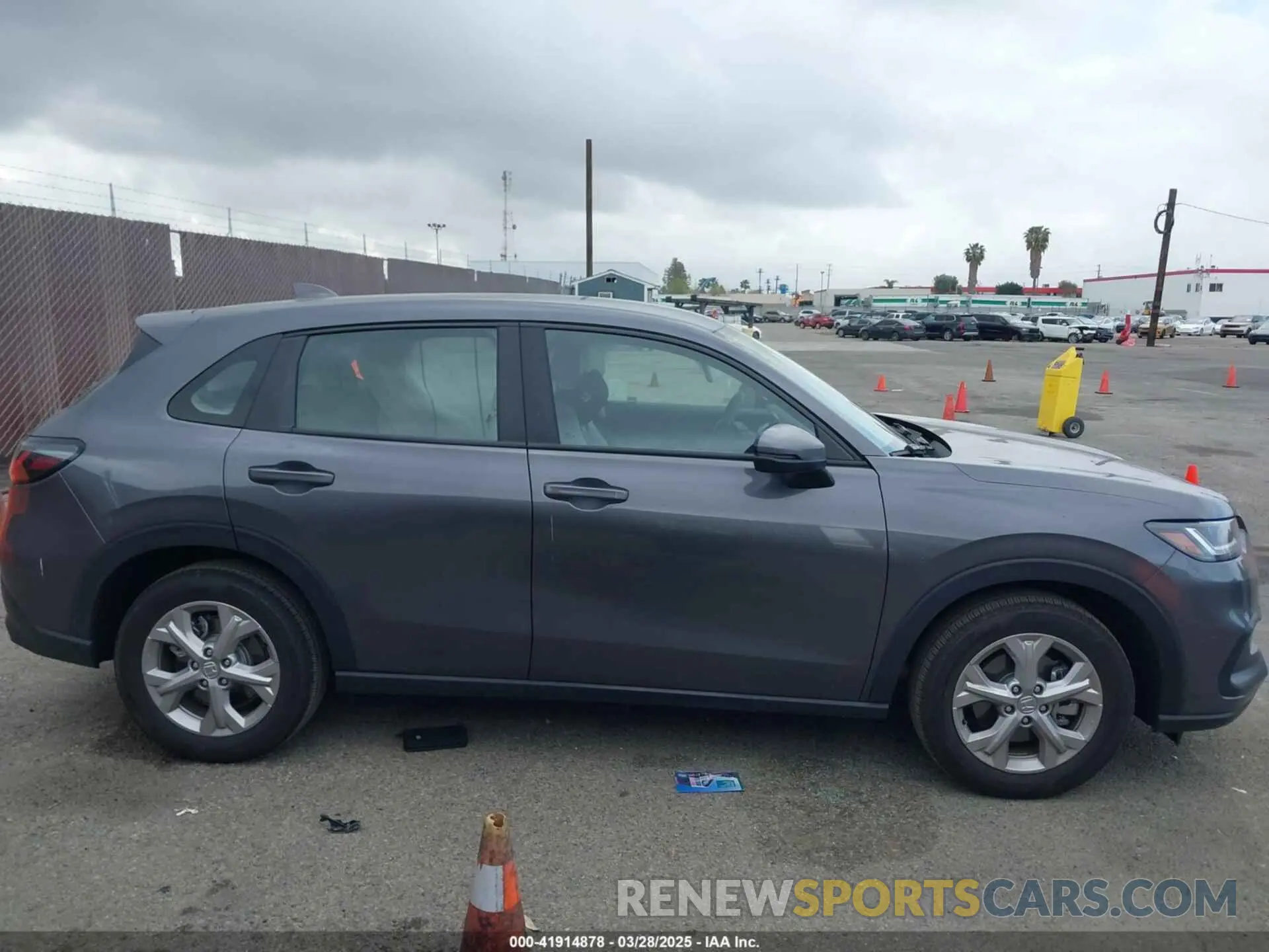 13 Photograph of a damaged car 3CZRZ2H38RM753528 HONDA HR-V 2024