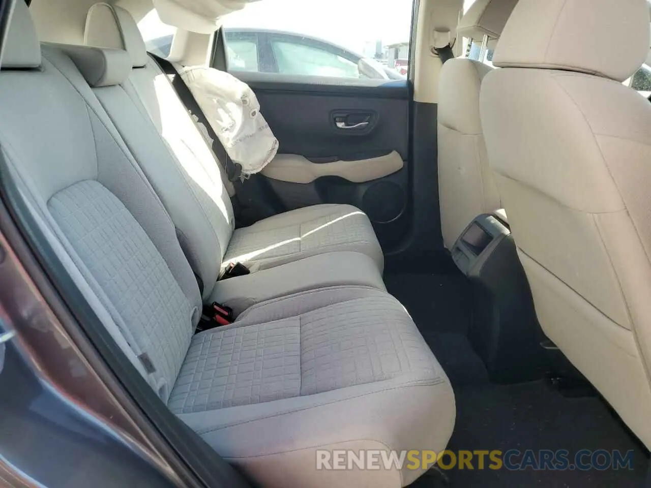 10 Photograph of a damaged car 3CZRZ2H38RM757949 HONDA HR-V 2024