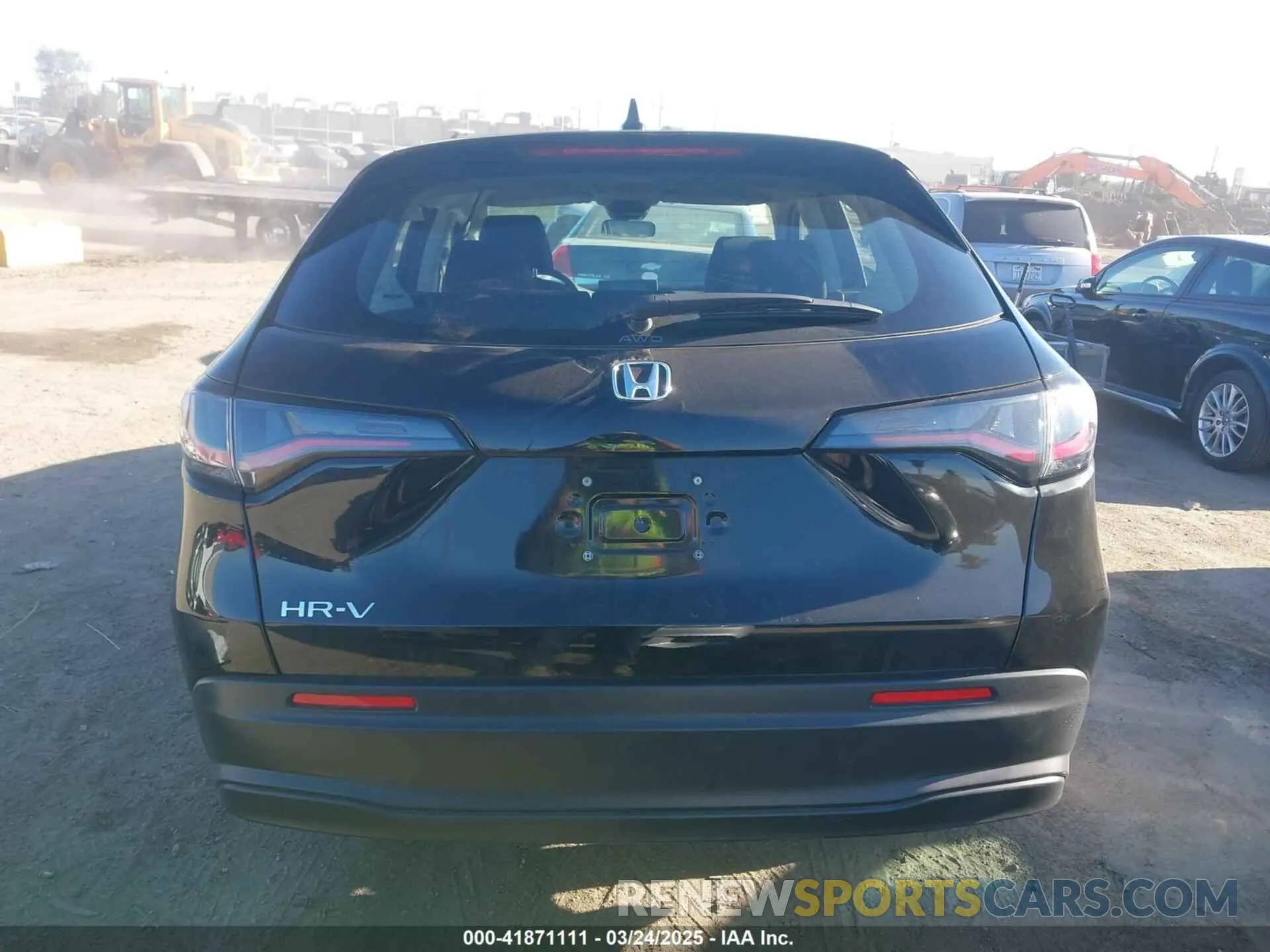 16 Photograph of a damaged car 3CZRZ2H39RM735314 HONDA HR-V 2024