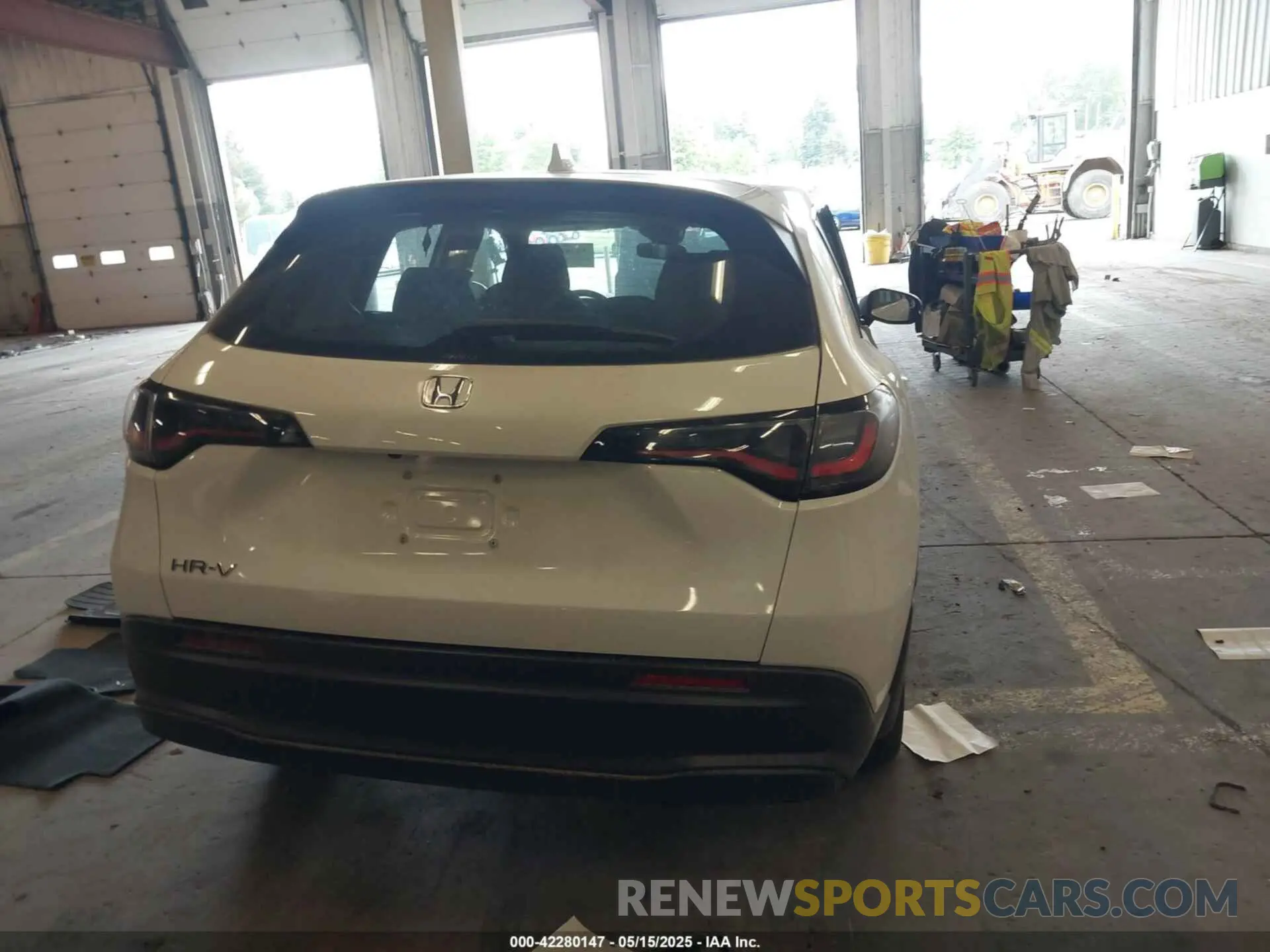 16 Photograph of a damaged car 3CZRZ2H3XRM751487 HONDA HR-V 2024