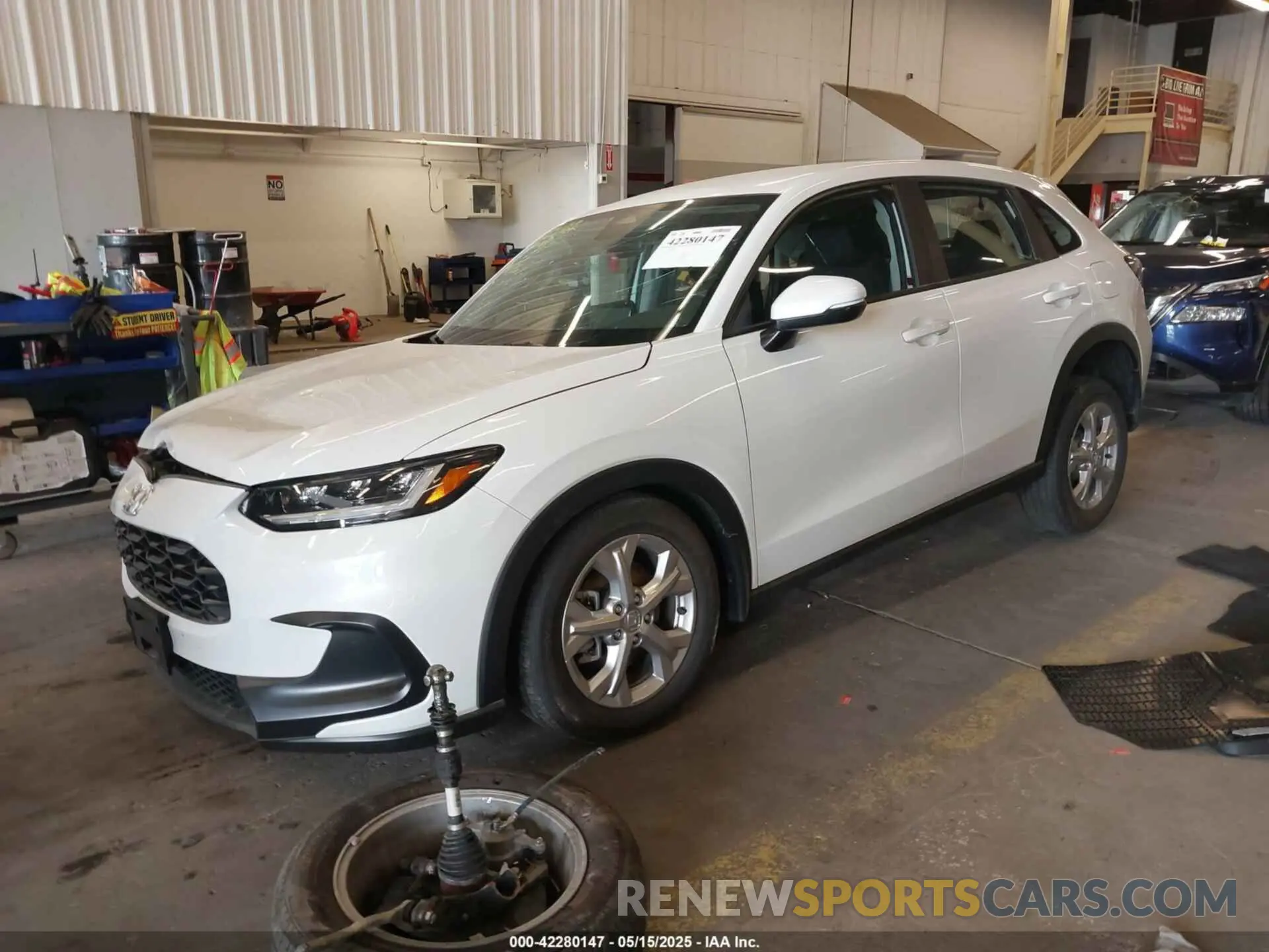 2 Photograph of a damaged car 3CZRZ2H3XRM751487 HONDA HR-V 2024