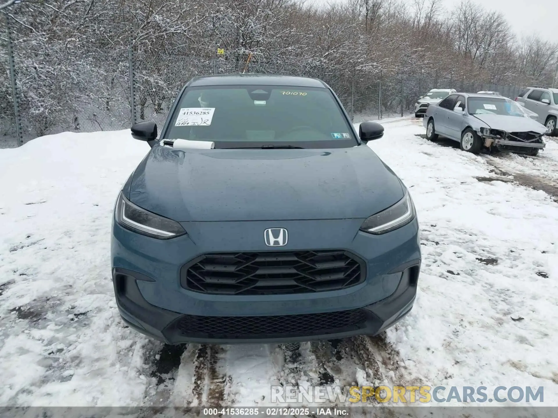 12 Photograph of a damaged car 3CZRZ2H50RM701070 HONDA HR-V 2024