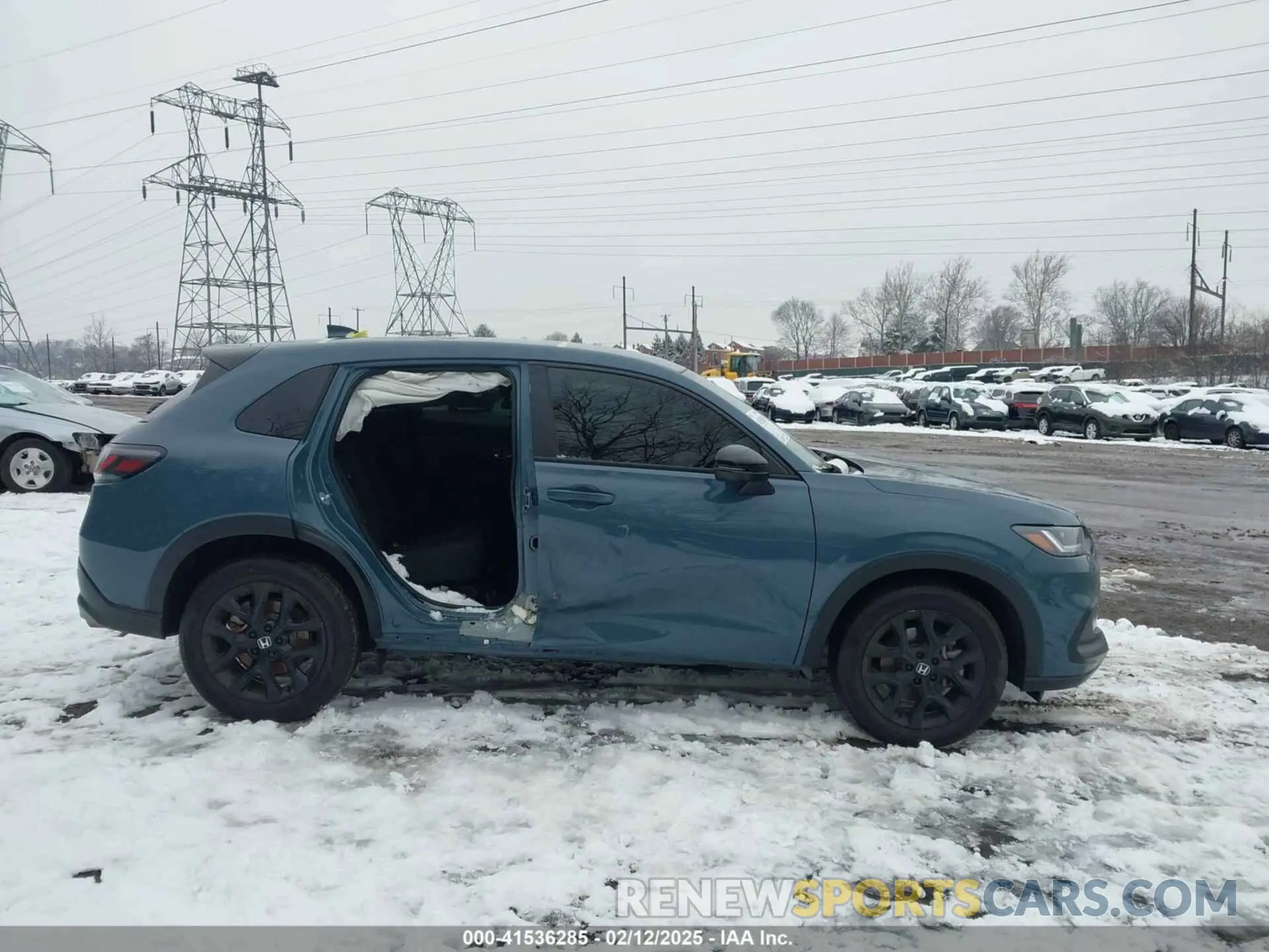 13 Photograph of a damaged car 3CZRZ2H50RM701070 HONDA HR-V 2024