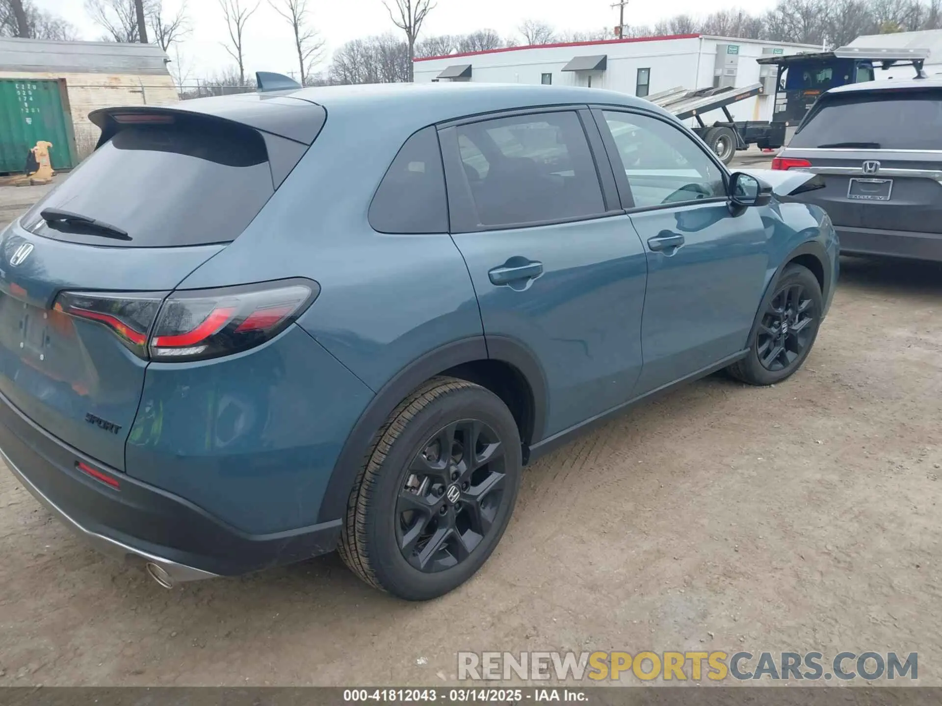 4 Photograph of a damaged car 3CZRZ2H50RM760877 HONDA HR-V 2024