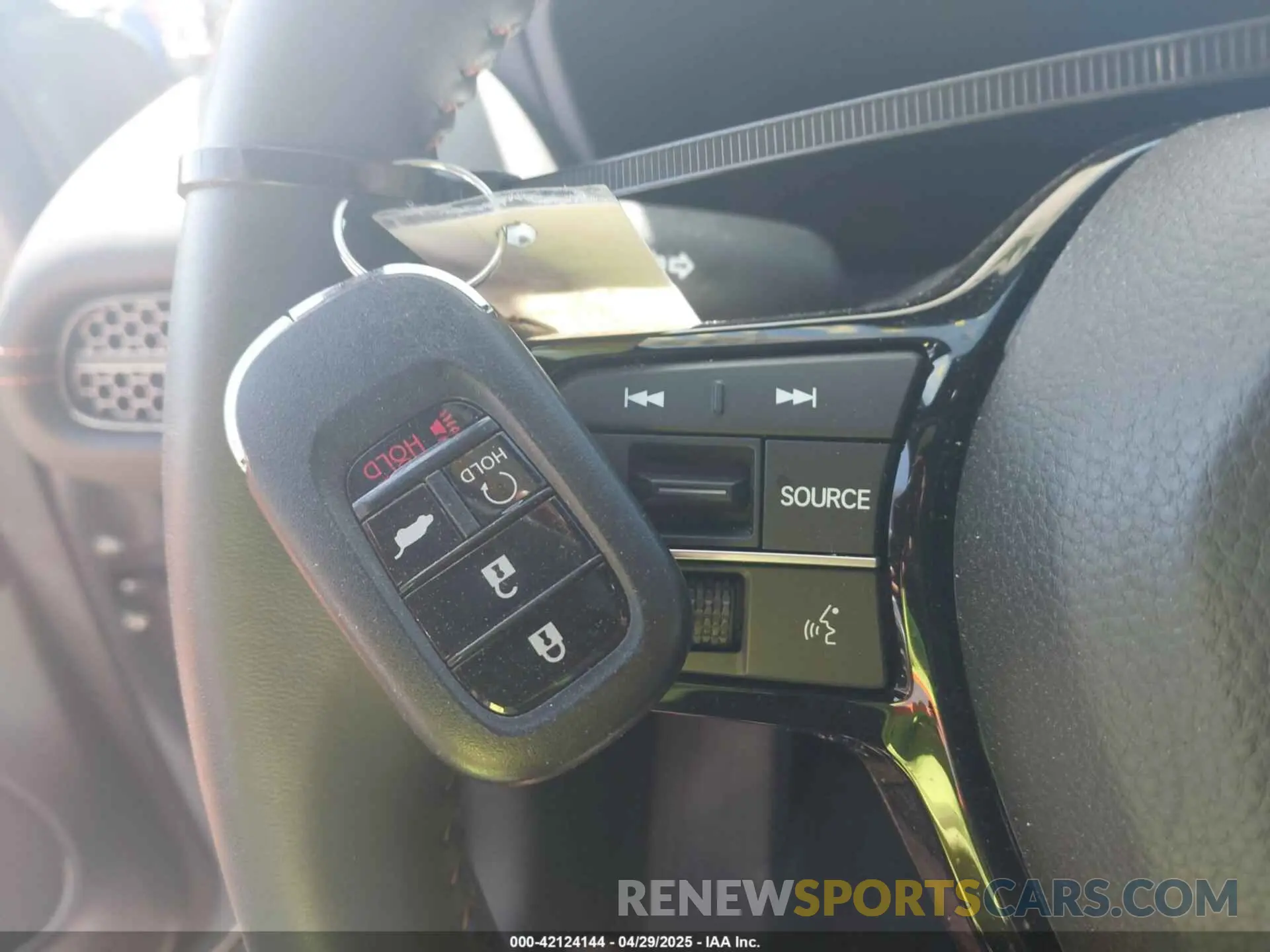 11 Photograph of a damaged car 3CZRZ2H50RM765321 HONDA HR-V 2024
