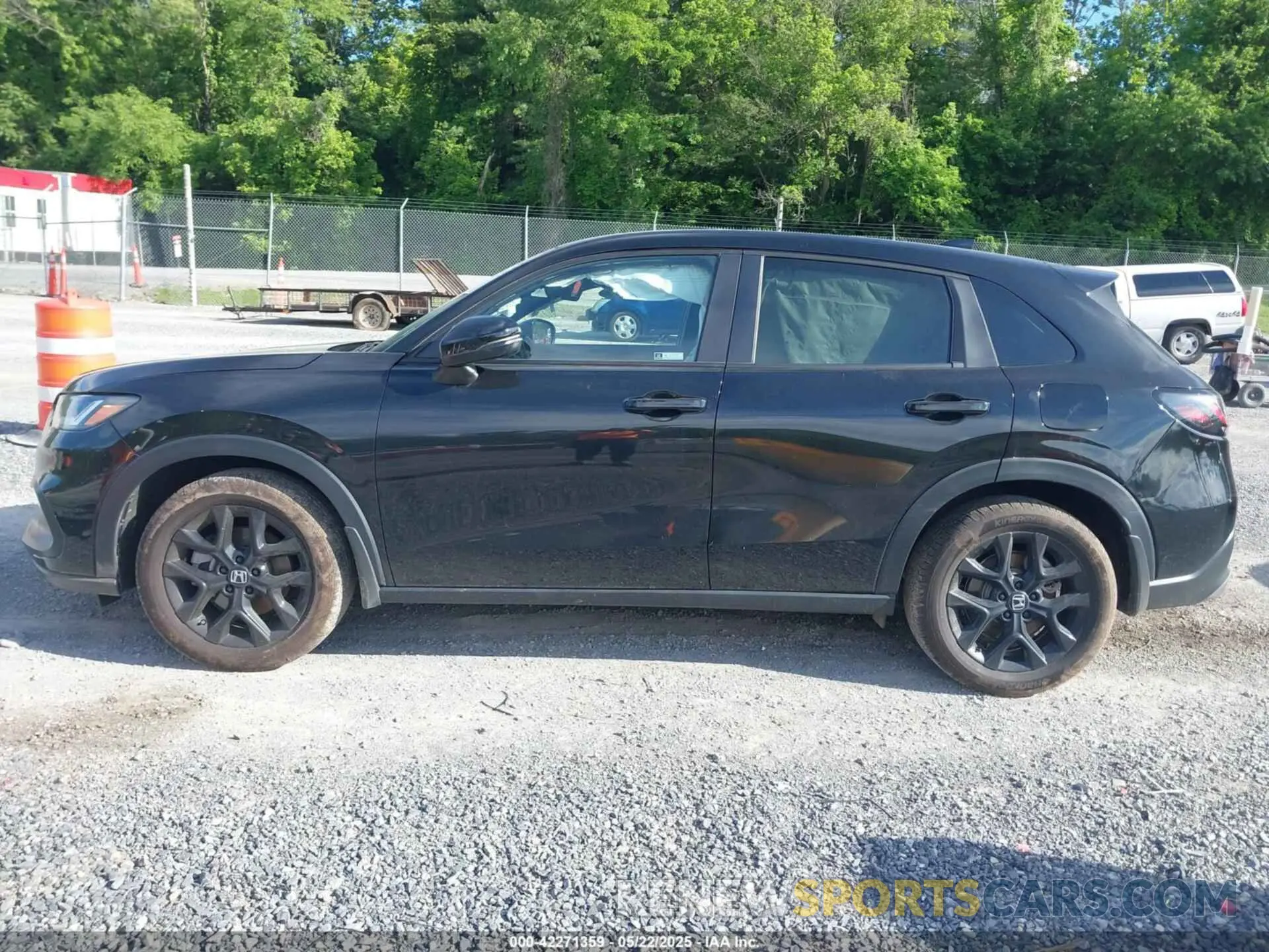 14 Photograph of a damaged car 3CZRZ2H51RM707525 HONDA HR-V 2024