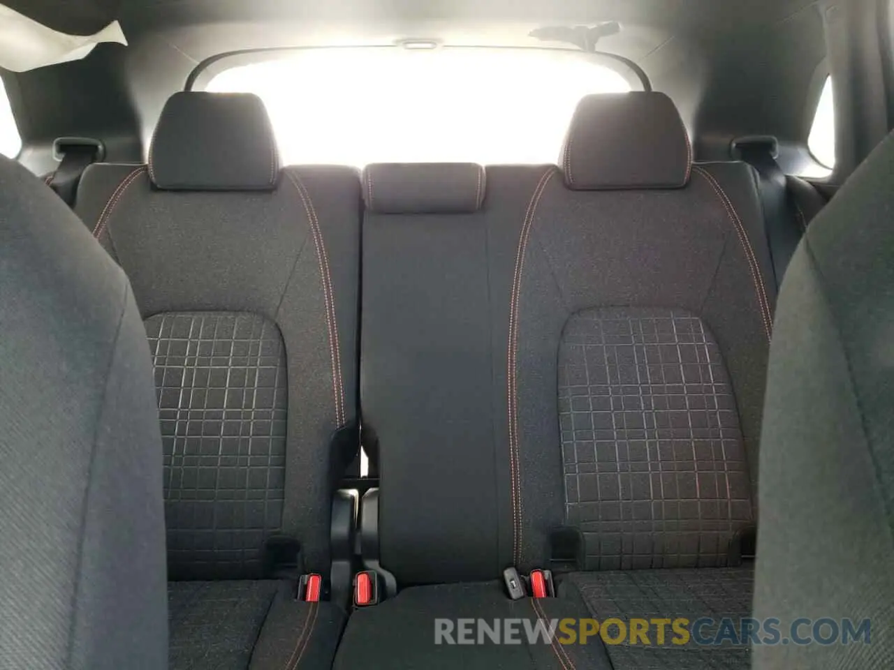 10 Photograph of a damaged car 3CZRZ2H51RM715043 HONDA HR-V 2024