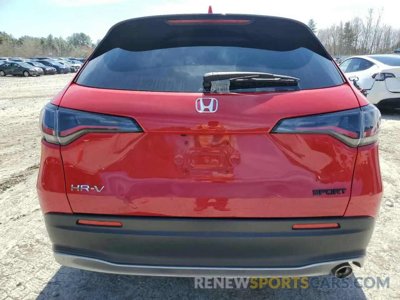 6 Photograph of a damaged car 3CZRZ2H51RM721232 HONDA HR-V 2024