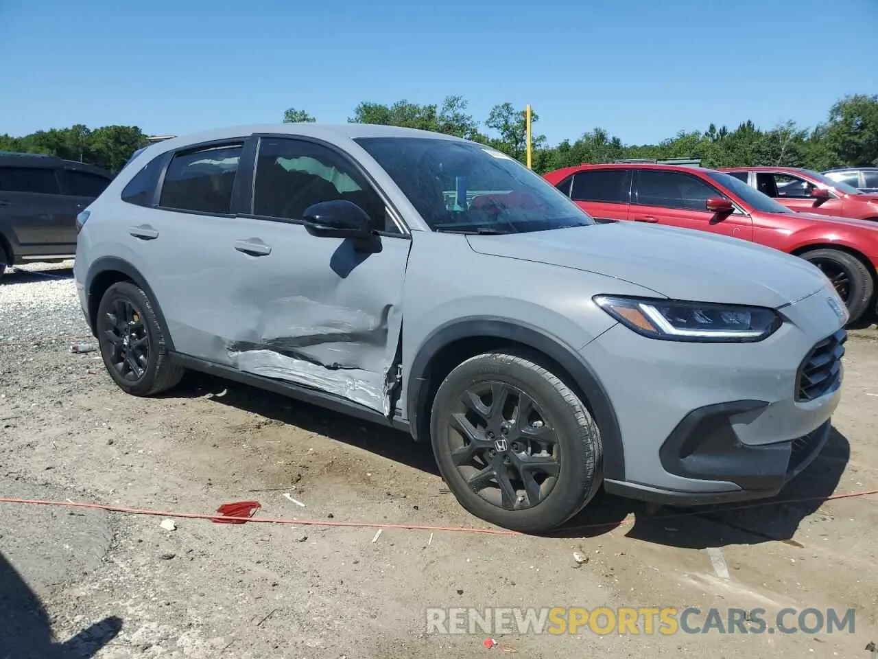 4 Photograph of a damaged car 3CZRZ2H51RM735938 HONDA HR-V 2024