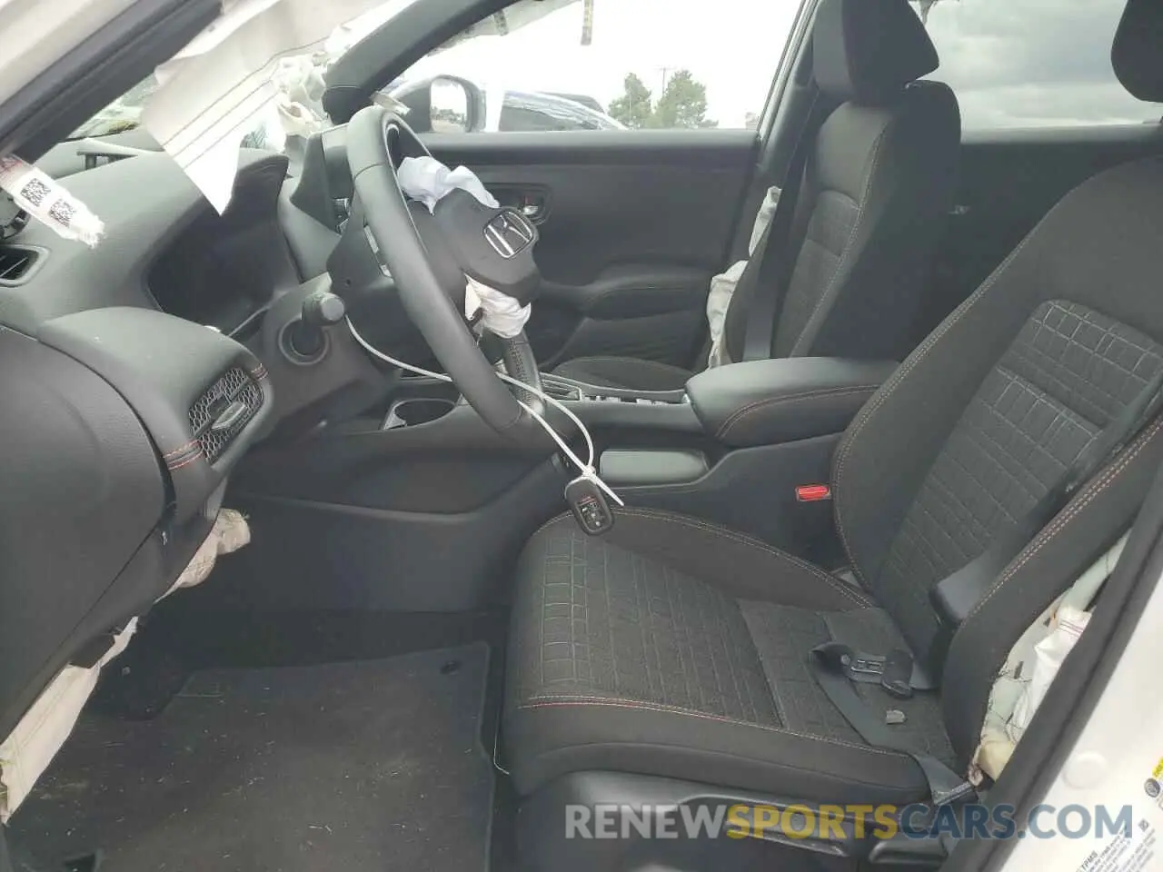 7 Photograph of a damaged car 3CZRZ2H51RM737205 HONDA HR-V 2024