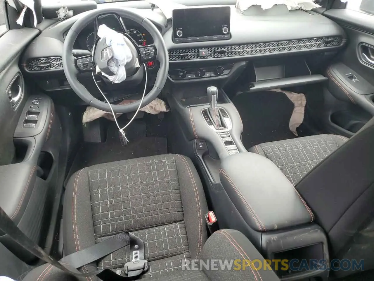 8 Photograph of a damaged car 3CZRZ2H51RM737205 HONDA HR-V 2024