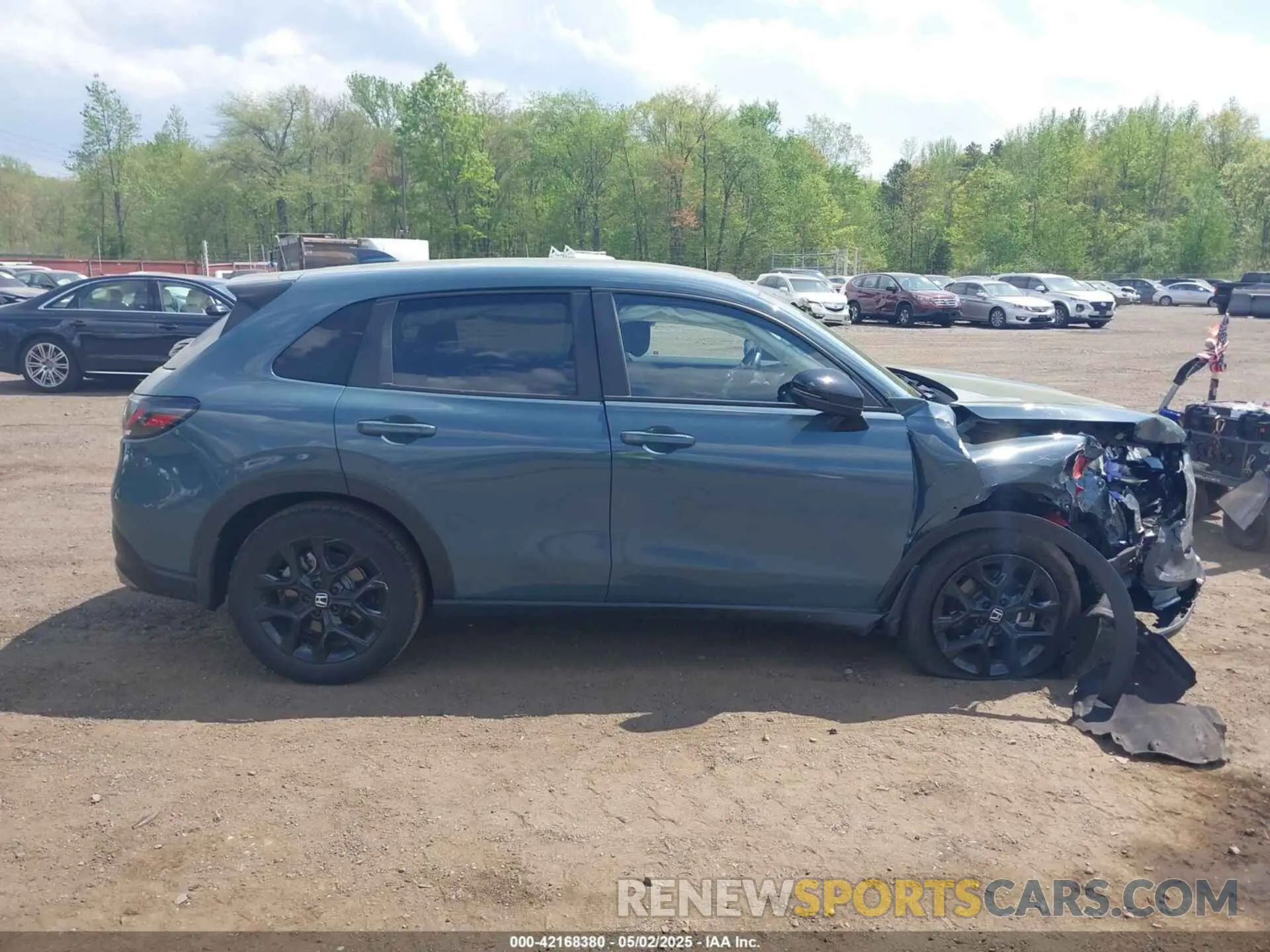 13 Photograph of a damaged car 3CZRZ2H51RM782919 HONDA HR-V 2024