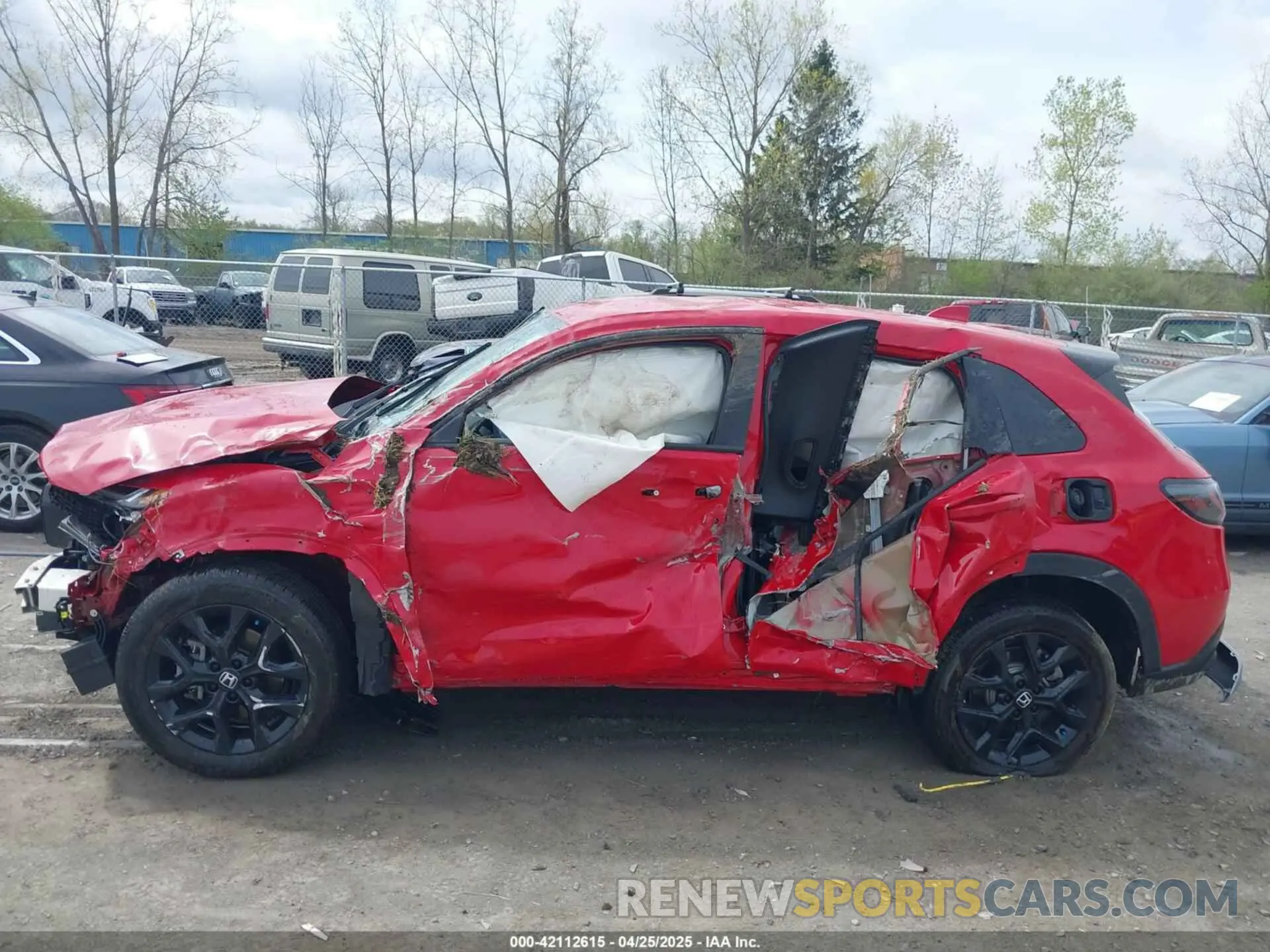 13 Photograph of a damaged car 3CZRZ2H52RM734779 HONDA HR-V 2024