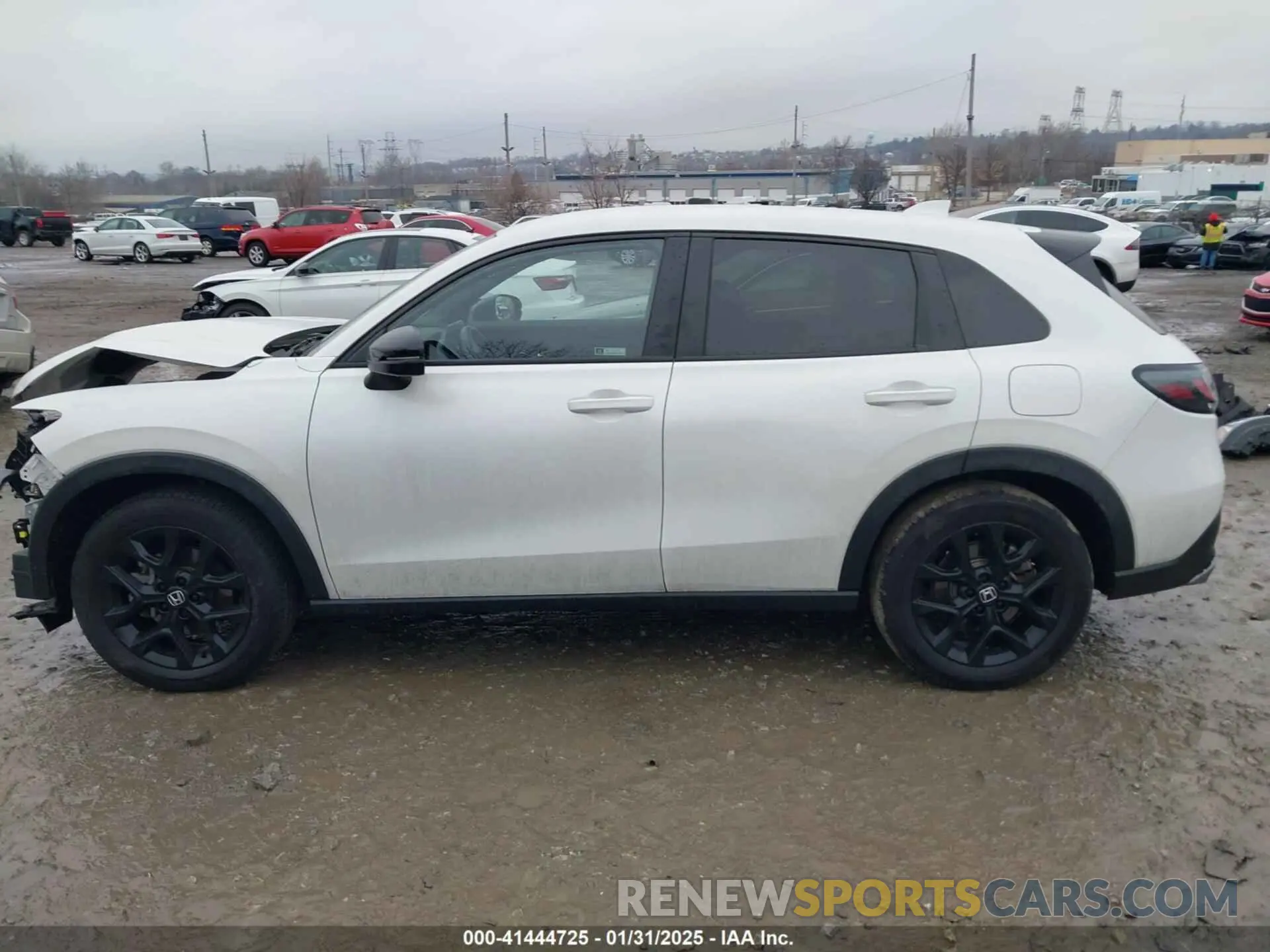 14 Photograph of a damaged car 3CZRZ2H52RM736564 HONDA HR-V 2024