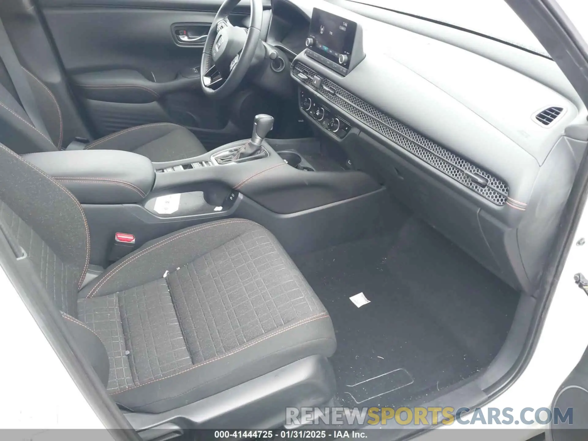 5 Photograph of a damaged car 3CZRZ2H52RM736564 HONDA HR-V 2024