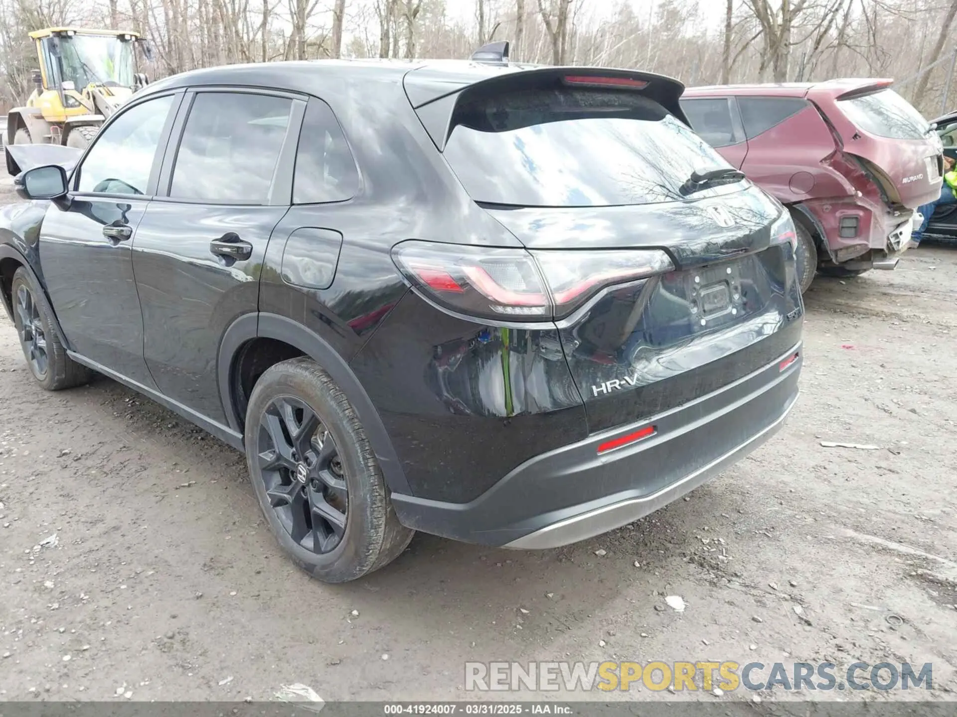 3 Photograph of a damaged car 3CZRZ2H52RM762906 HONDA HR-V 2024