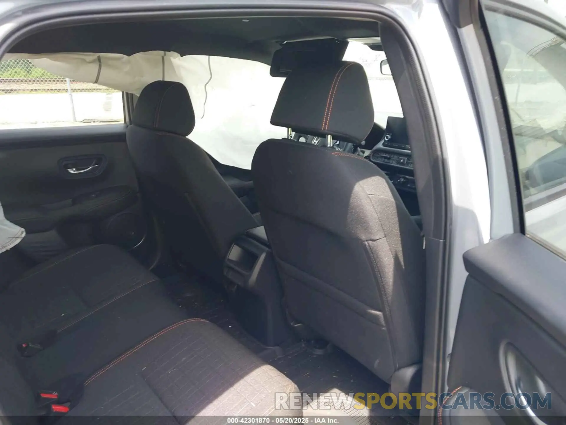 8 Photograph of a damaged car 3CZRZ2H52RM763246 HONDA HR-V 2024