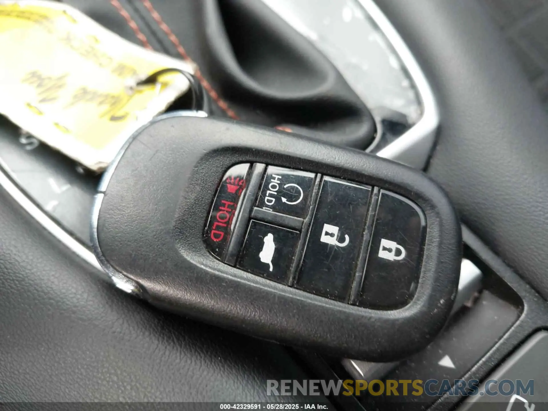 11 Photograph of a damaged car 3CZRZ2H53RM701354 HONDA HR-V 2024