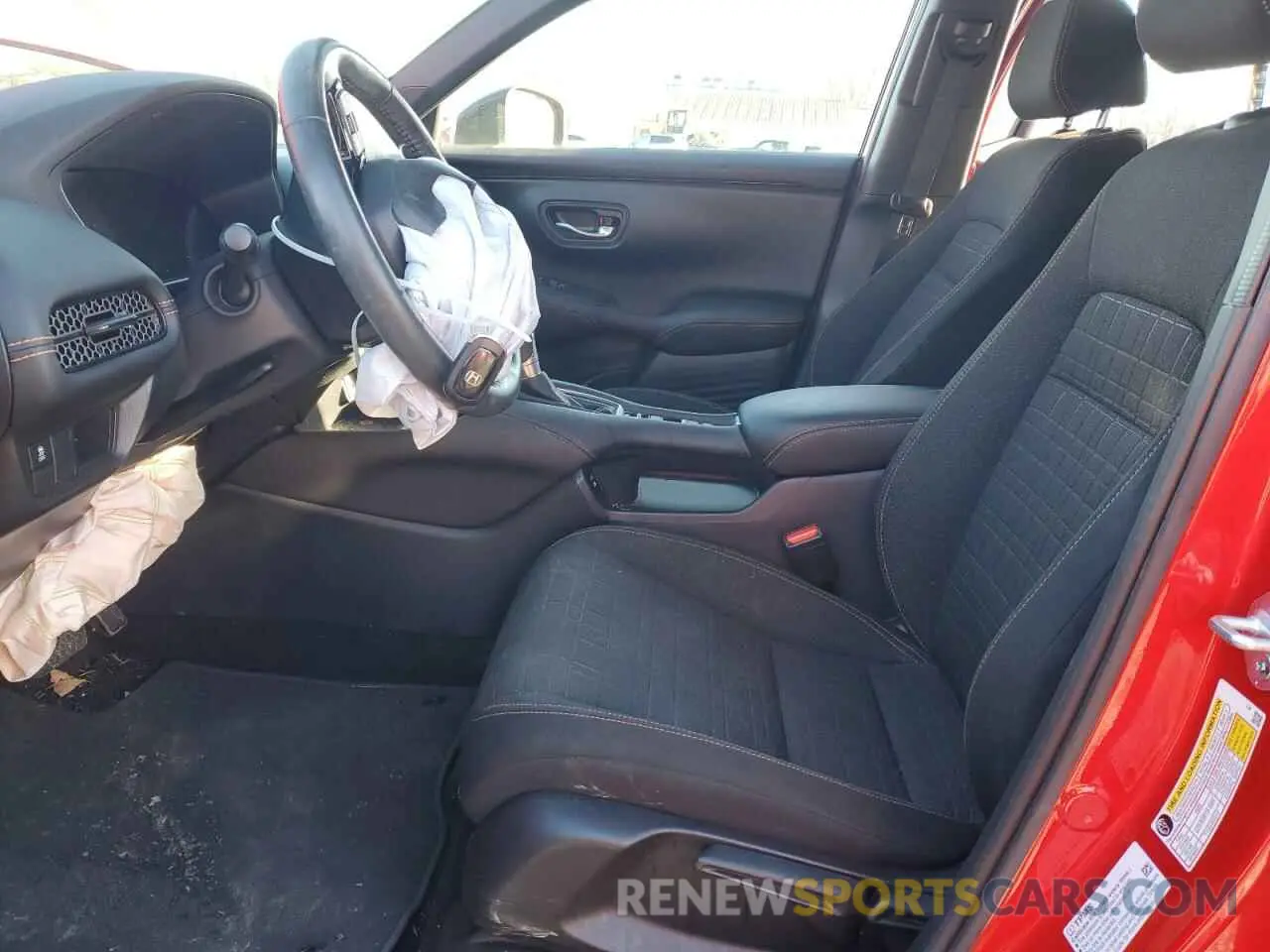 7 Photograph of a damaged car 3CZRZ2H53RM714587 HONDA HR-V 2024