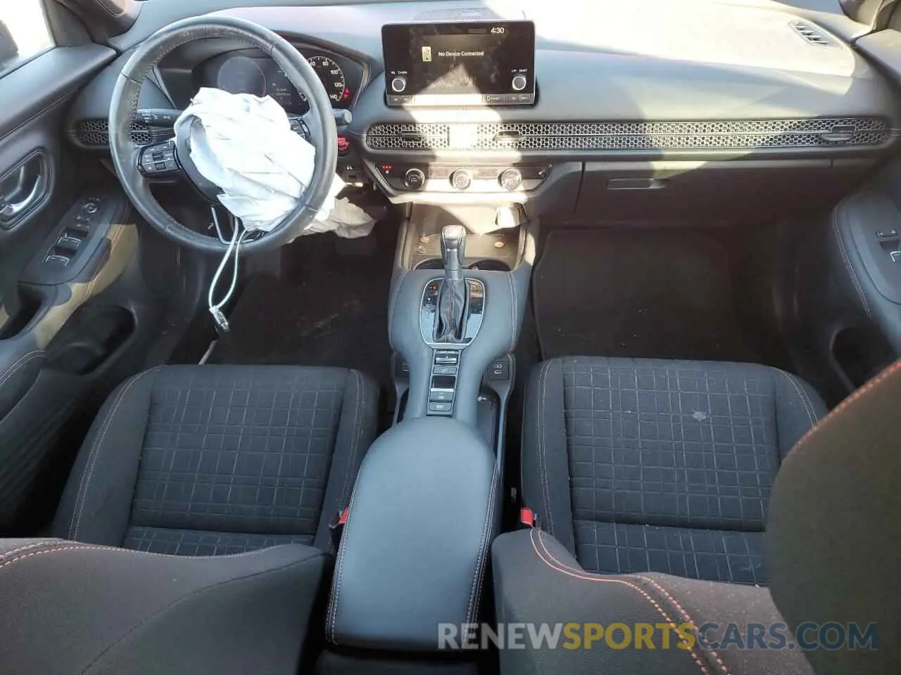 8 Photograph of a damaged car 3CZRZ2H53RM714587 HONDA HR-V 2024