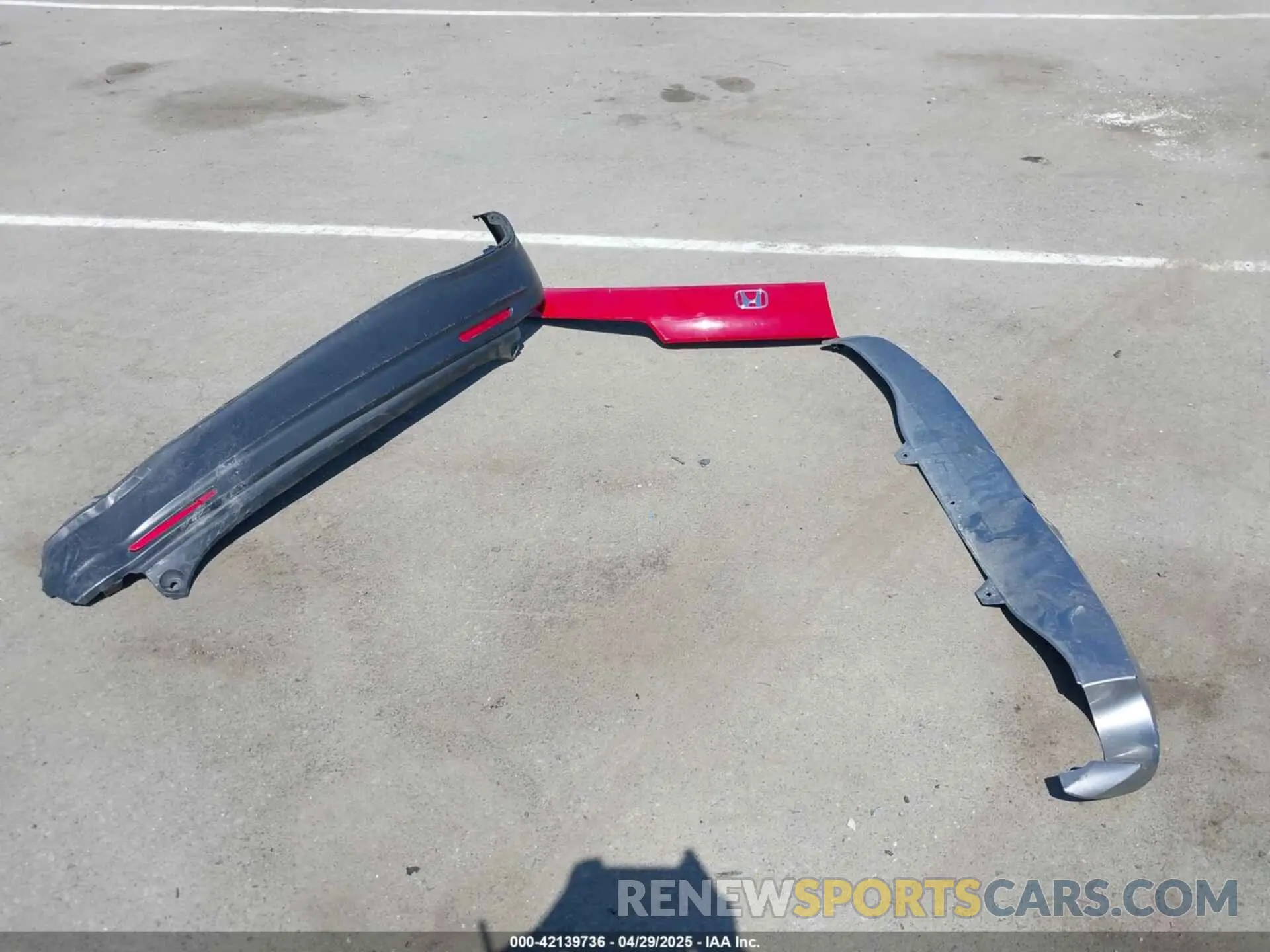 12 Photograph of a damaged car 3CZRZ2H53RM728067 HONDA HR-V 2024
