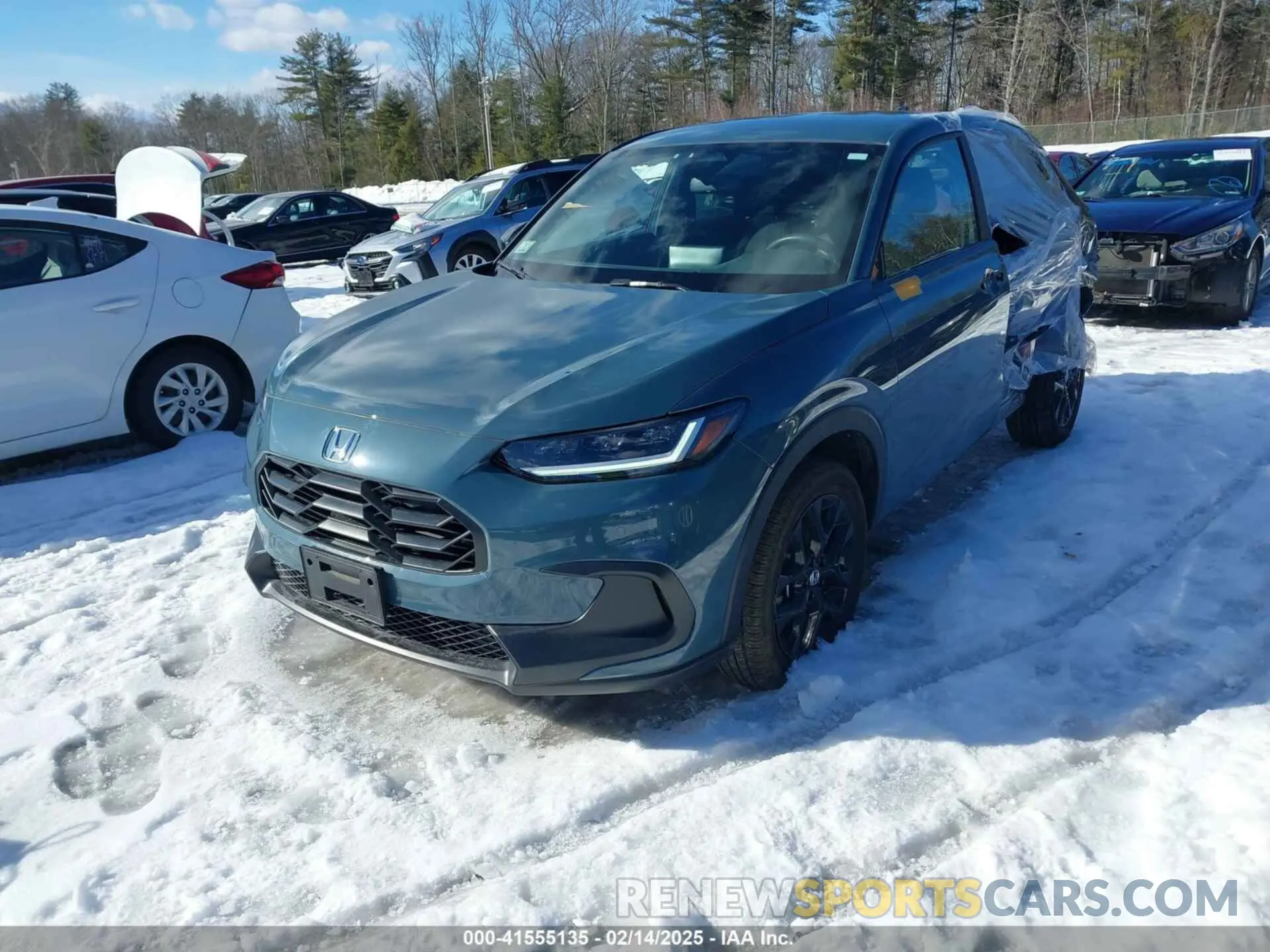 2 Photograph of a damaged car 3CZRZ2H53RM764812 HONDA HR-V 2024