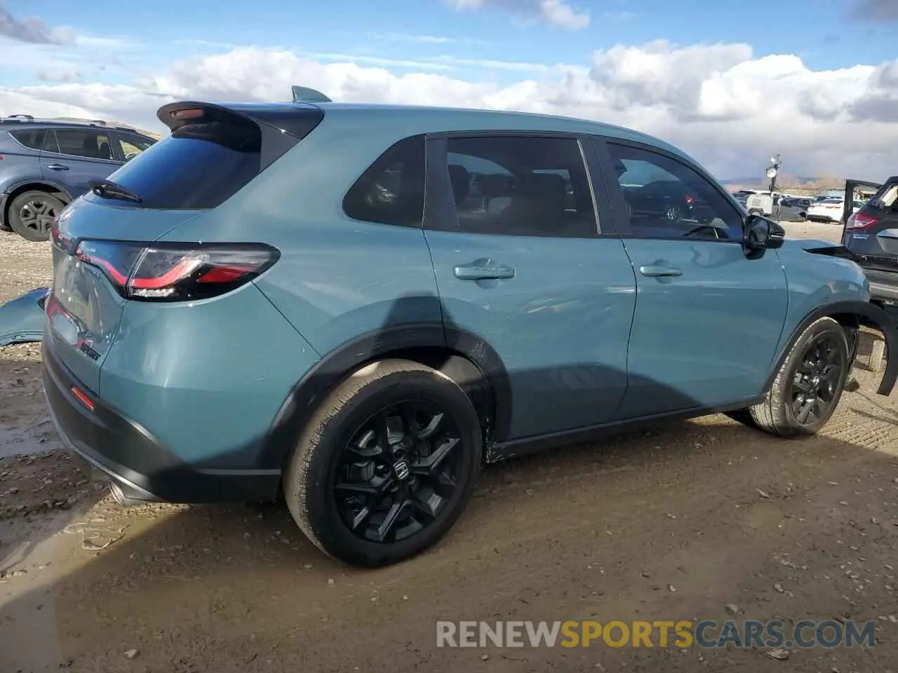 3 Photograph of a damaged car 3CZRZ2H53RM765670 HONDA HR-V 2024