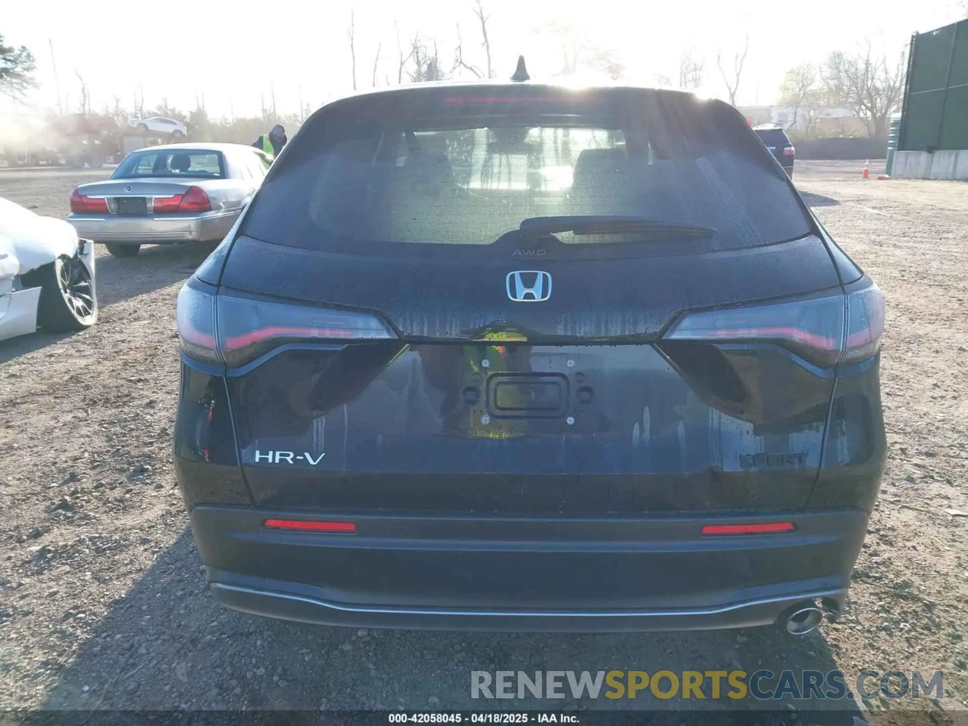 16 Photograph of a damaged car 3CZRZ2H53RM786468 HONDA HR-V 2024