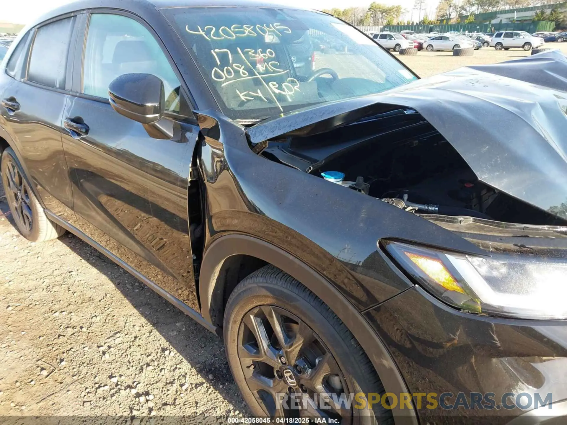 18 Photograph of a damaged car 3CZRZ2H53RM786468 HONDA HR-V 2024
