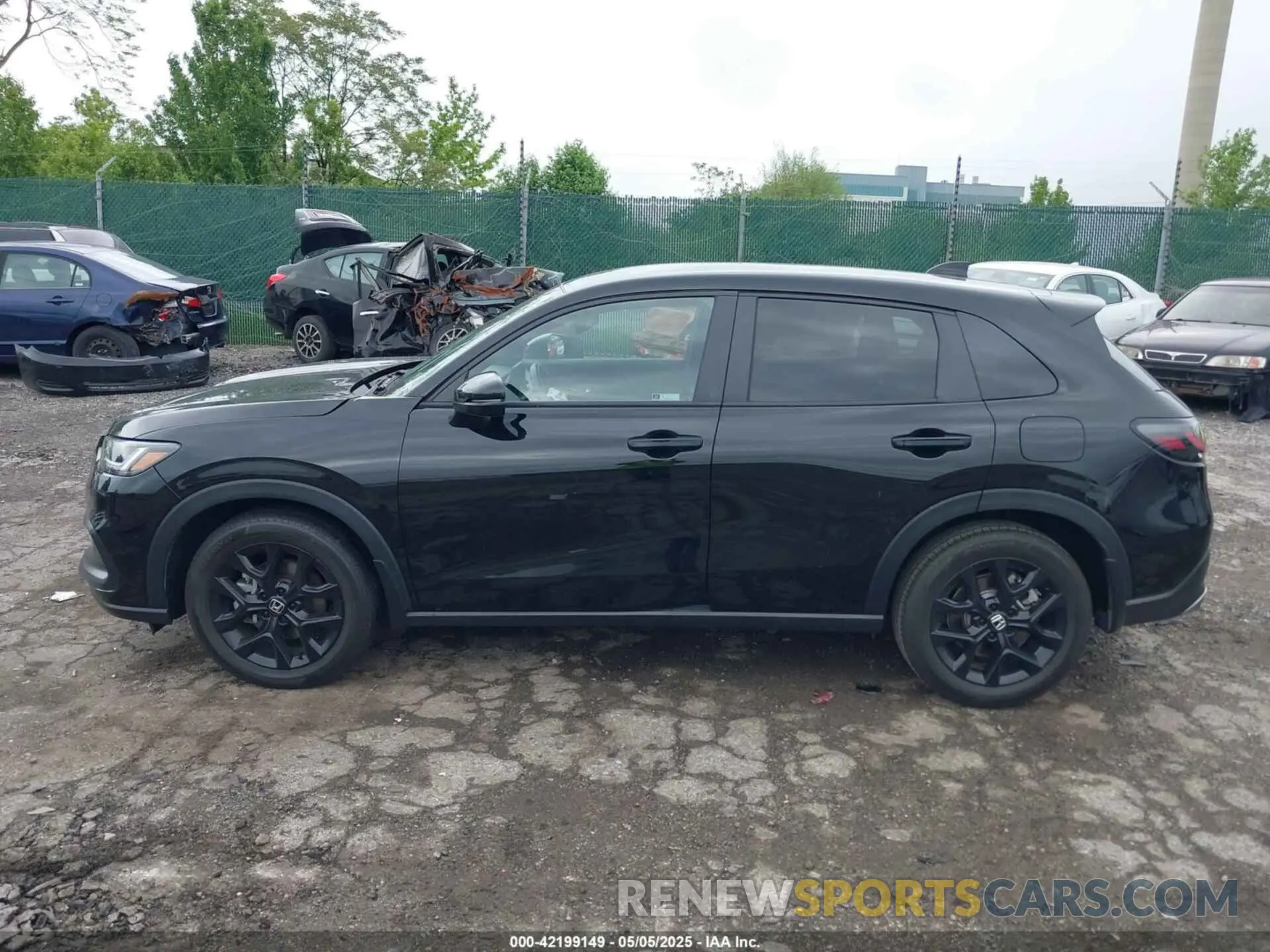 14 Photograph of a damaged car 3CZRZ2H54RM728918 HONDA HR-V 2024