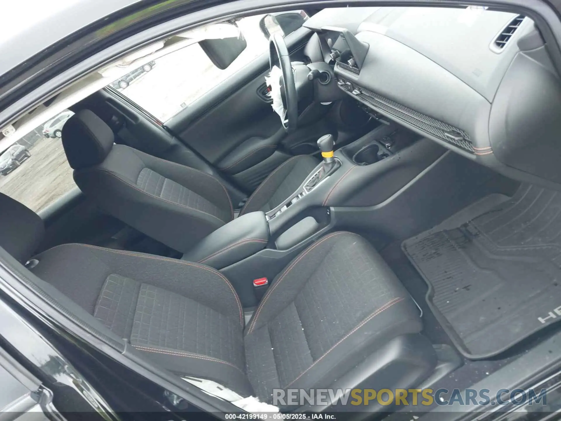5 Photograph of a damaged car 3CZRZ2H54RM728918 HONDA HR-V 2024