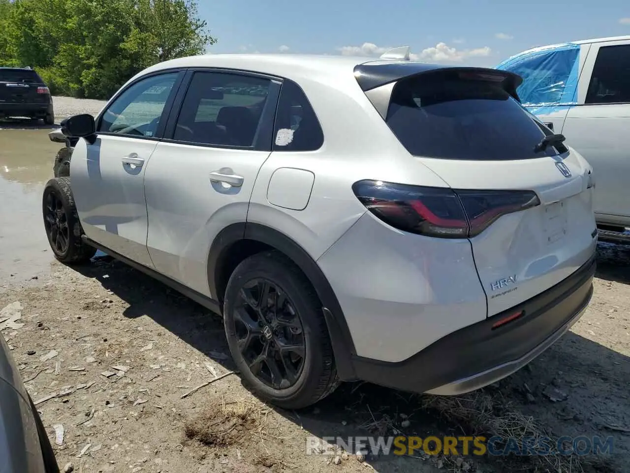 2 Photograph of a damaged car 3CZRZ2H54RM734279 HONDA HR-V 2024