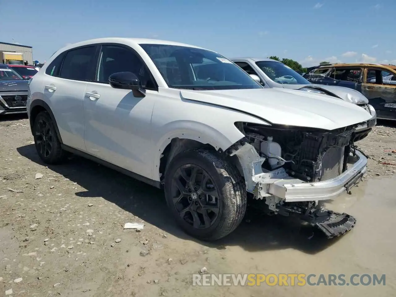 4 Photograph of a damaged car 3CZRZ2H54RM734279 HONDA HR-V 2024