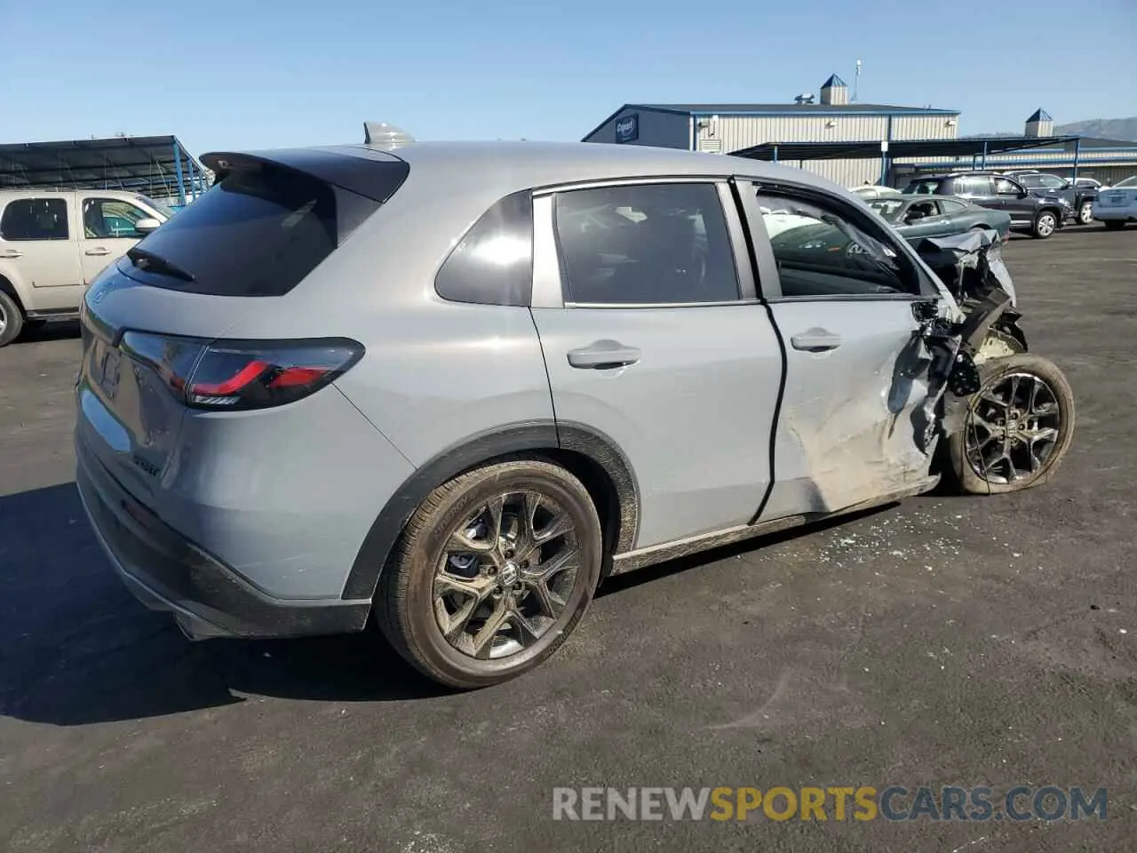 3 Photograph of a damaged car 3CZRZ2H54RM735528 HONDA HR-V 2024