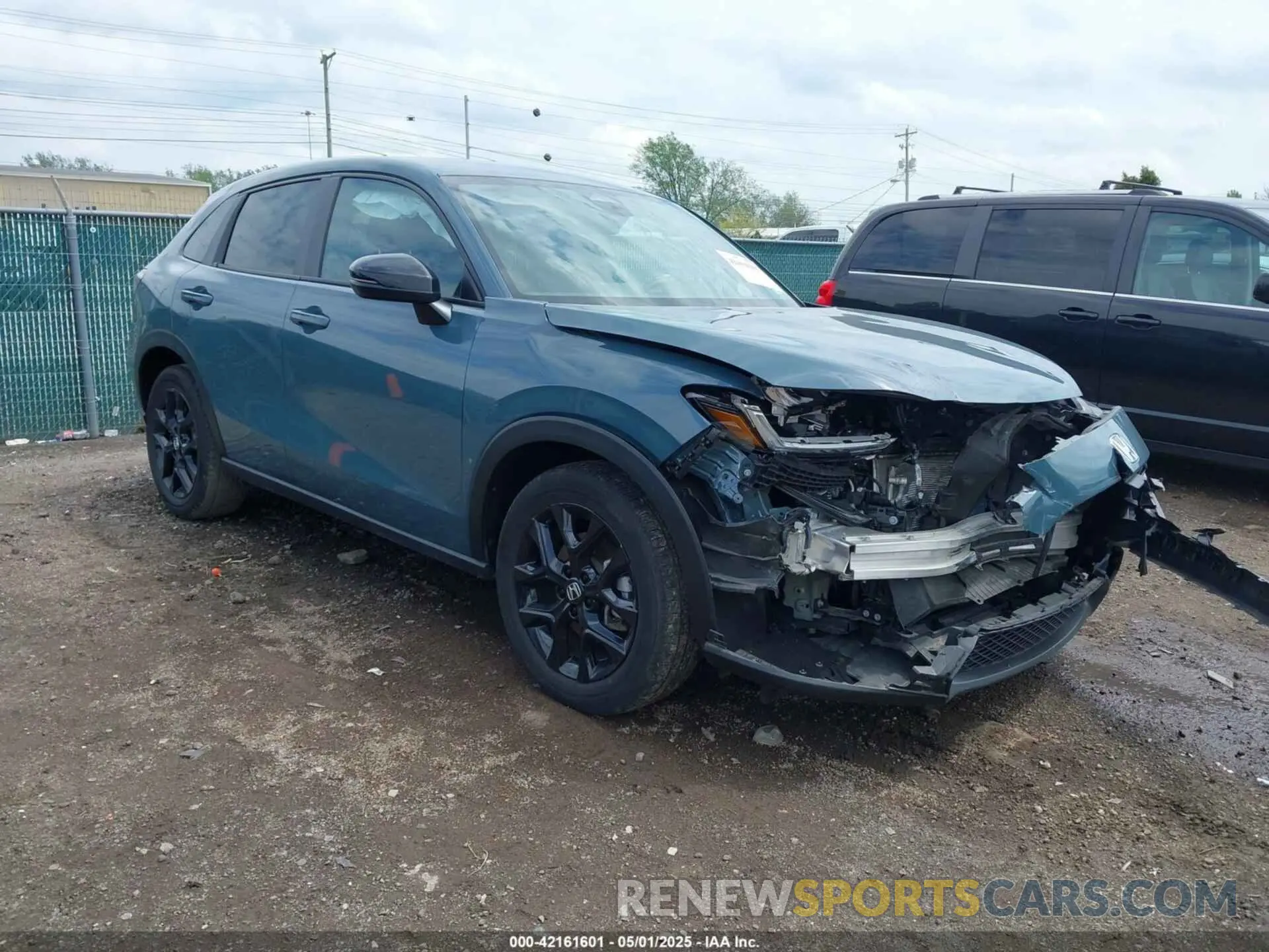 1 Photograph of a damaged car 3CZRZ2H55RM708743 HONDA HR-V 2024