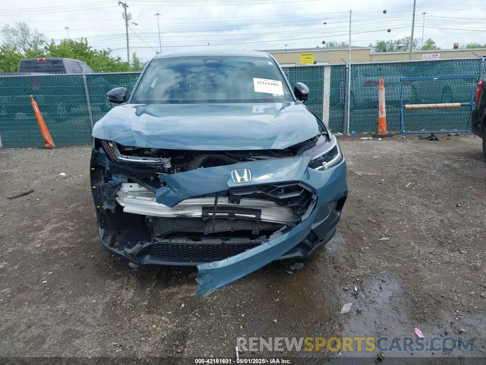 12 Photograph of a damaged car 3CZRZ2H55RM708743 HONDA HR-V 2024