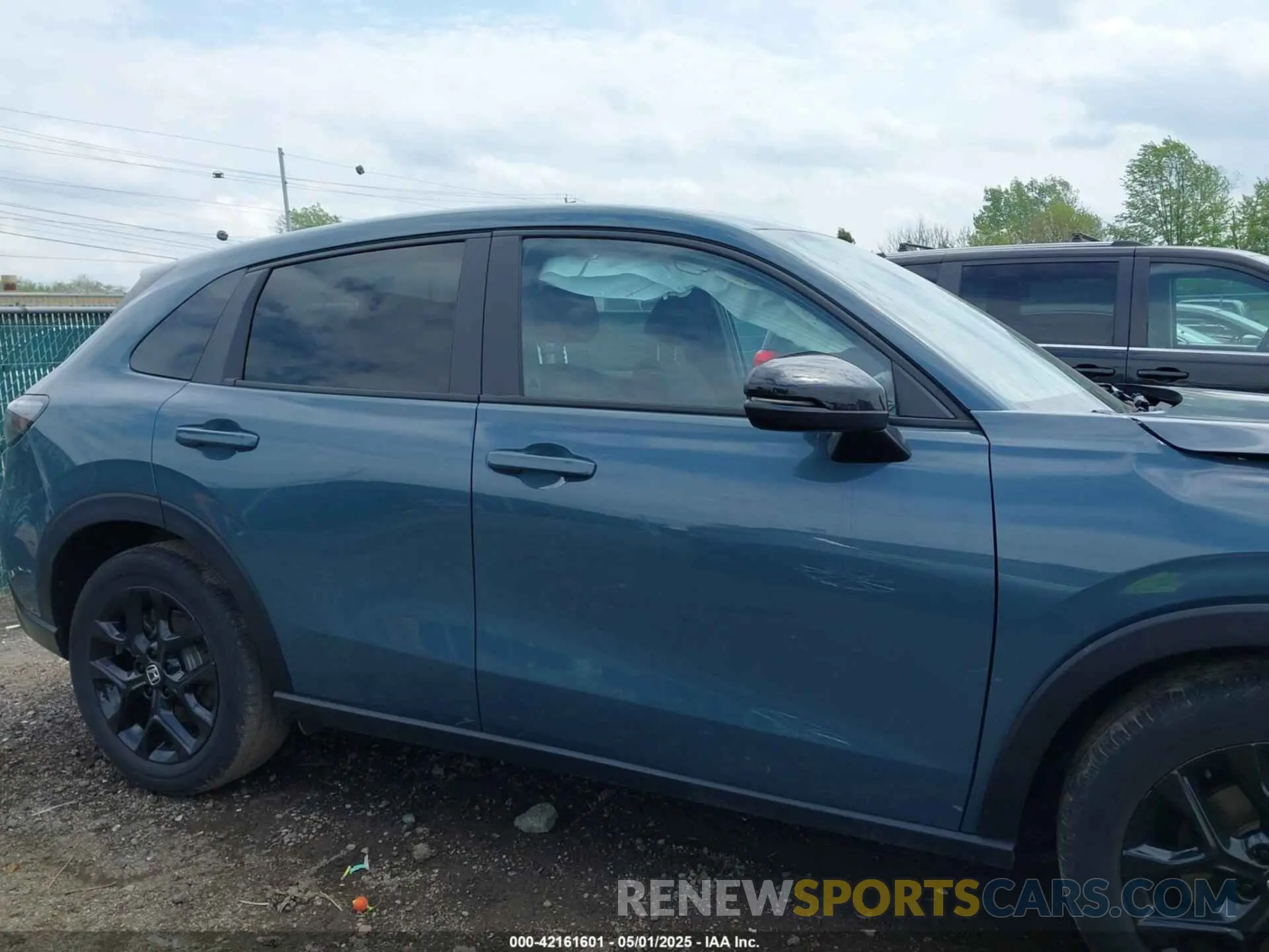 13 Photograph of a damaged car 3CZRZ2H55RM708743 HONDA HR-V 2024