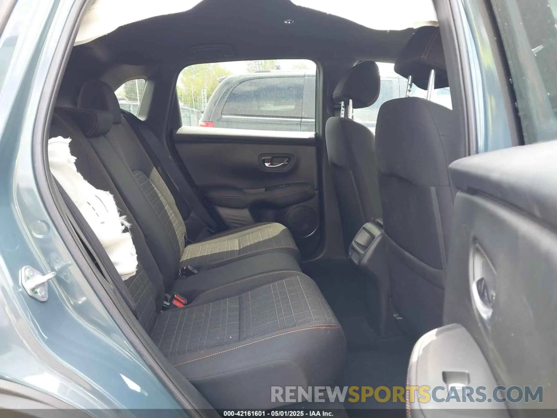 8 Photograph of a damaged car 3CZRZ2H55RM708743 HONDA HR-V 2024
