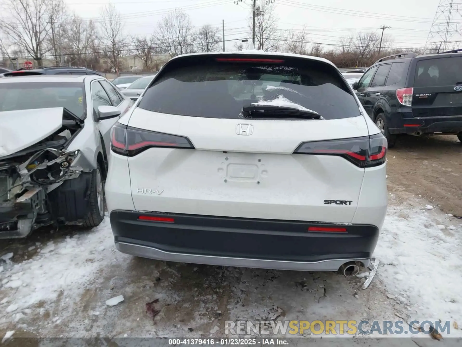 16 Photograph of a damaged car 3CZRZ2H55RM734226 HONDA HR-V 2024