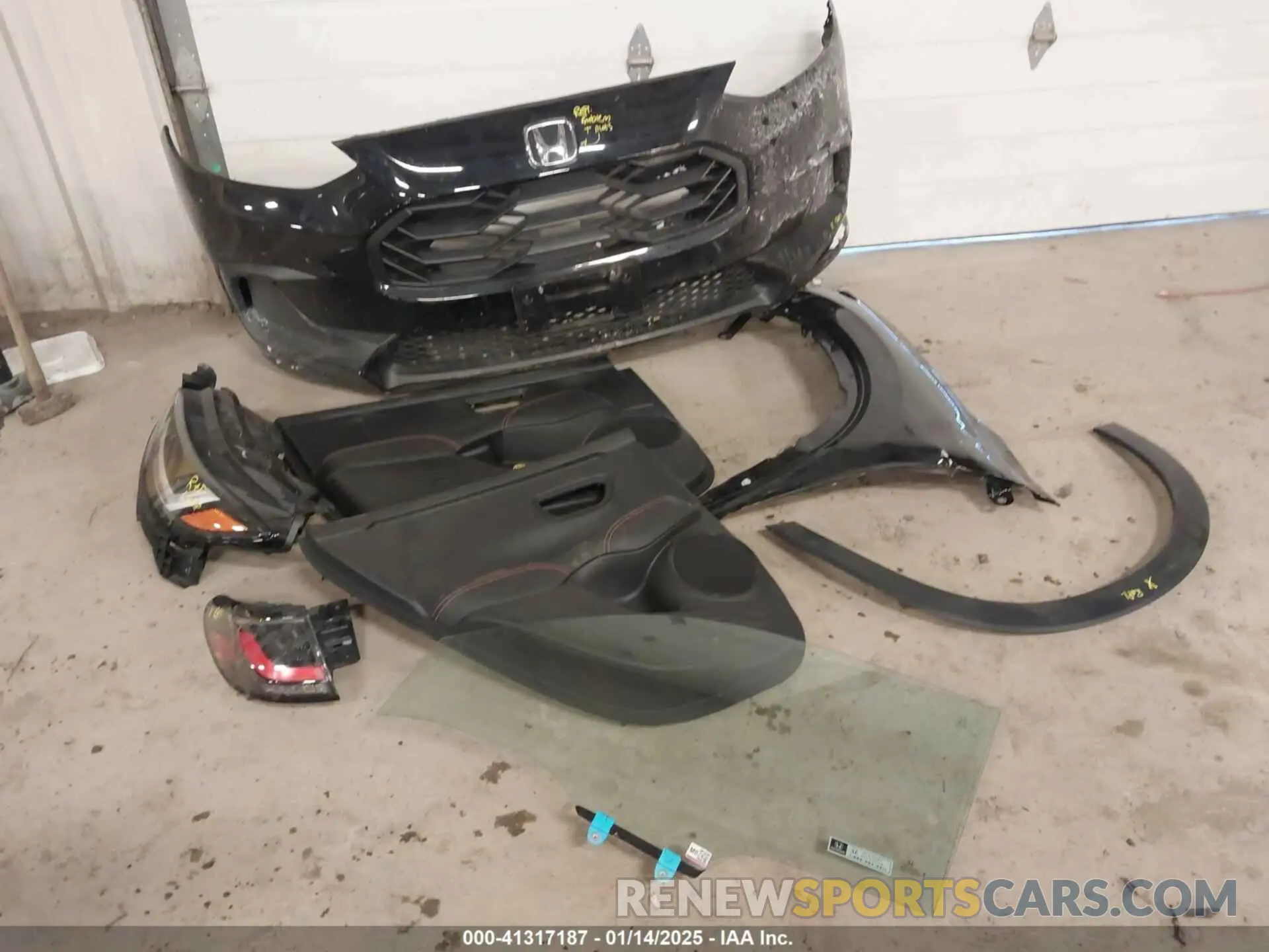 12 Photograph of a damaged car 3CZRZ2H56RM726894 HONDA HR-V 2024