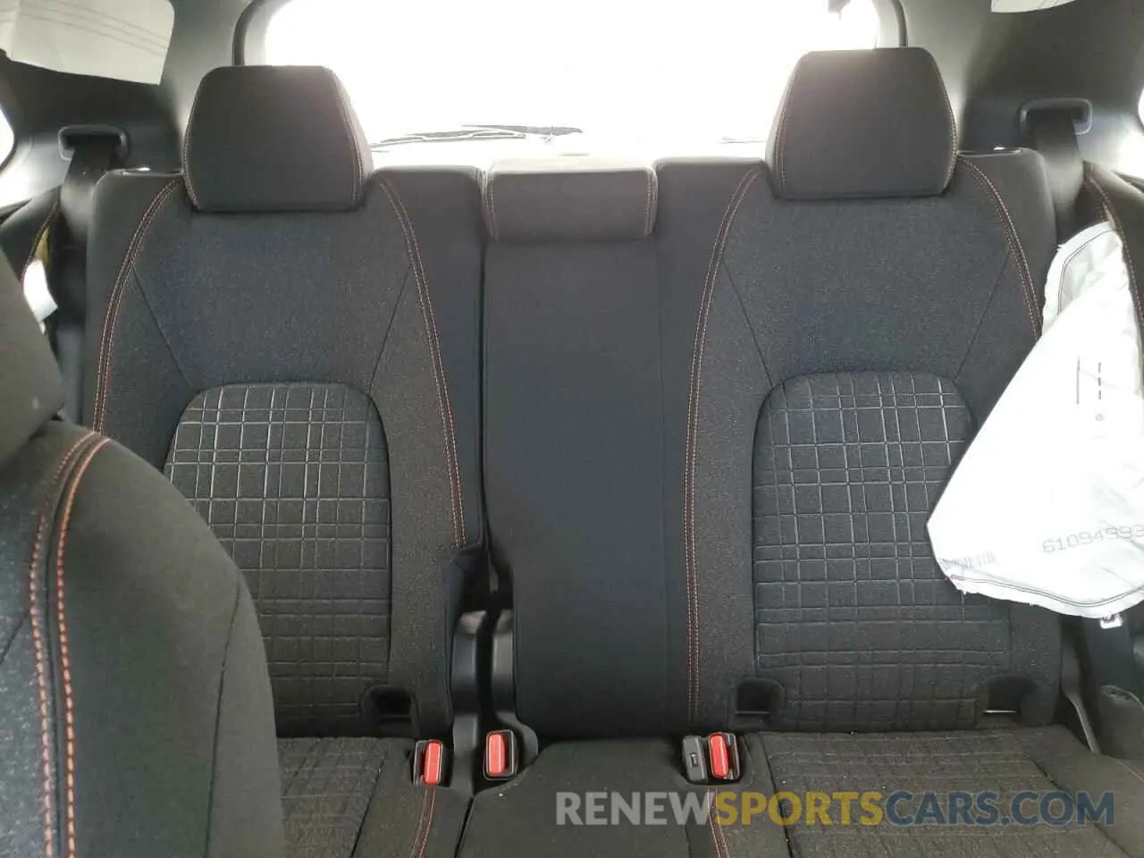10 Photograph of a damaged car 3CZRZ2H56RM768157 HONDA HR-V 2024