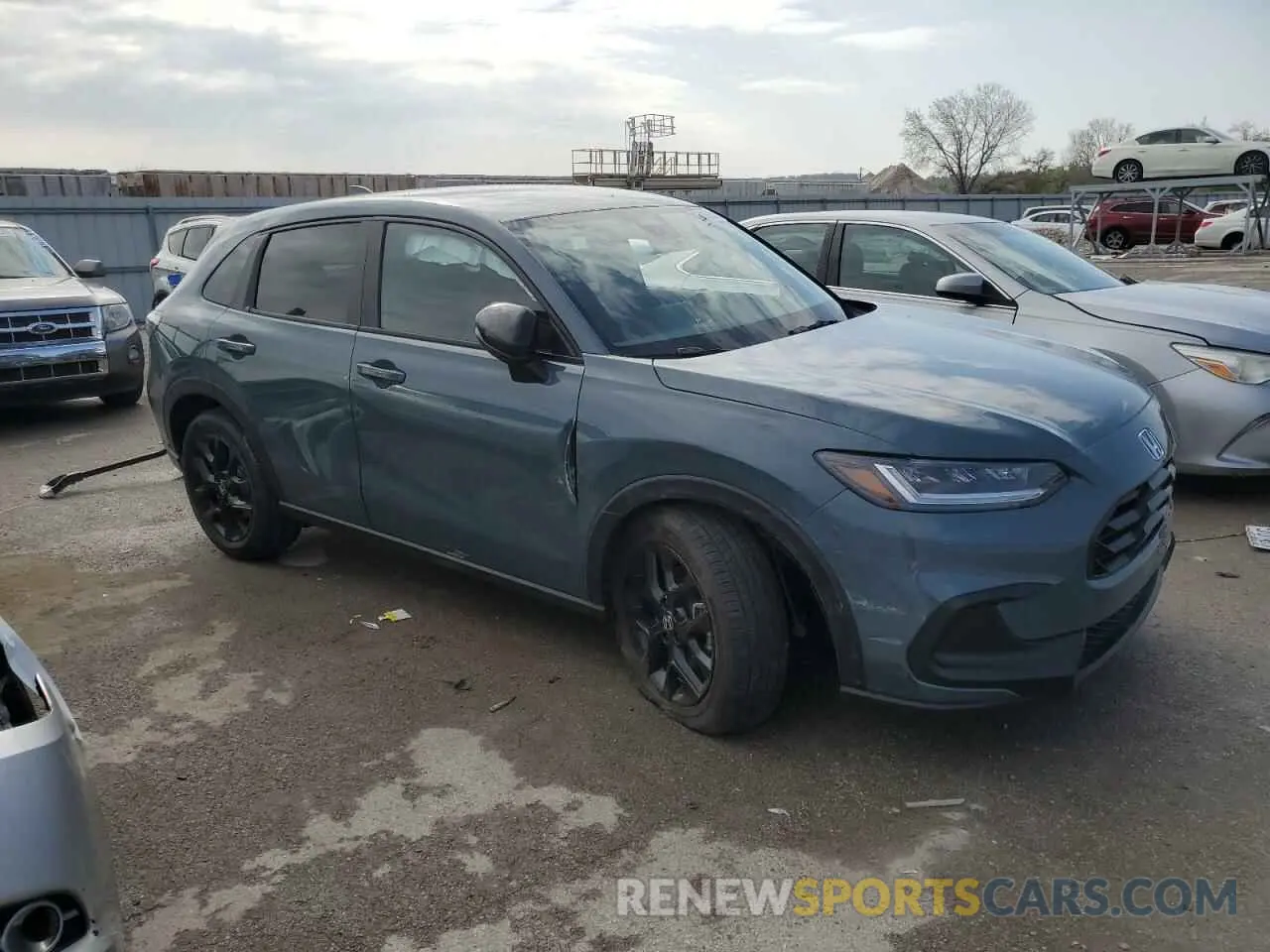 4 Photograph of a damaged car 3CZRZ2H56RM768157 HONDA HR-V 2024